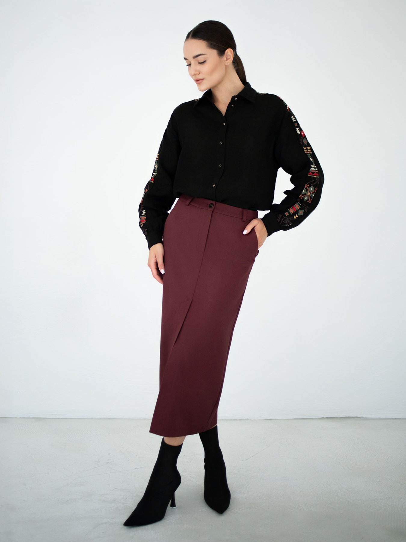 Спідниця міді Едельвіка модель 233-25-00burgundy Фото