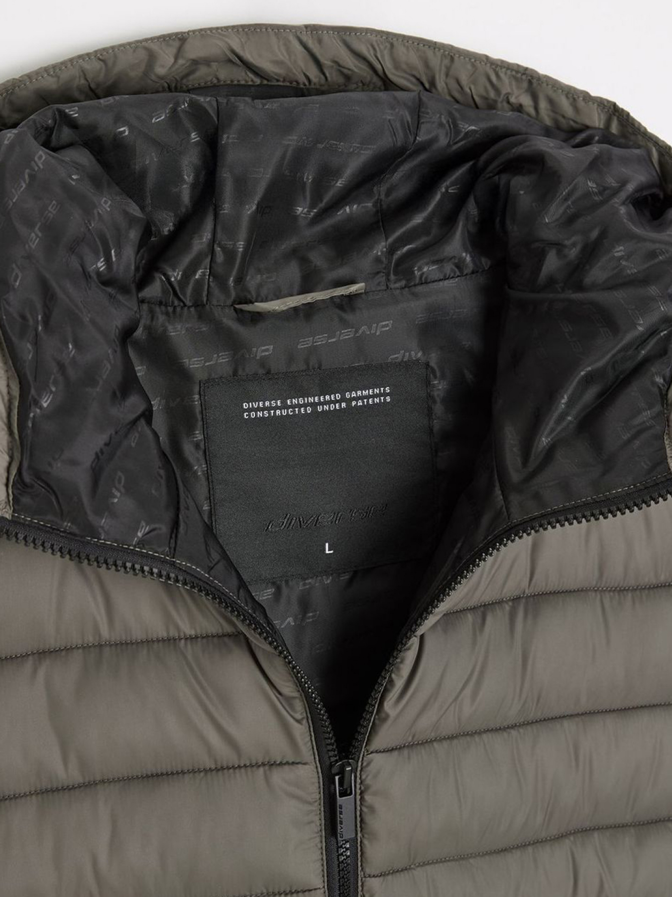 Утеплений жилет DIVERSE Gerund 255 модель 10047676 Фото