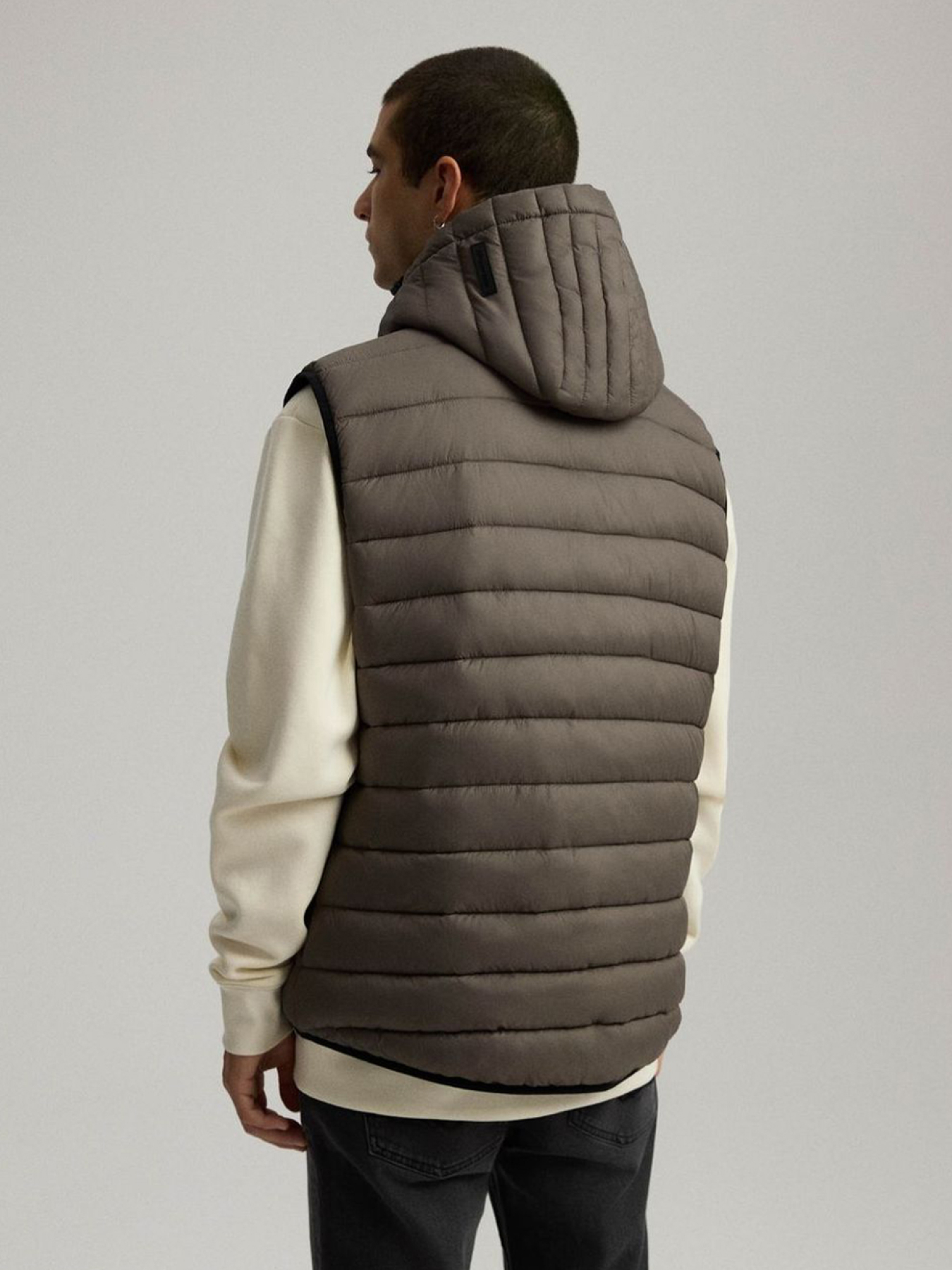 Утеплений жилет DIVERSE Gerund 255 модель 10047676 Фото