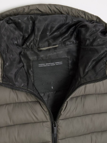 Утеплений жилет DIVERSE Gerund 255 модель 10047676 Фото