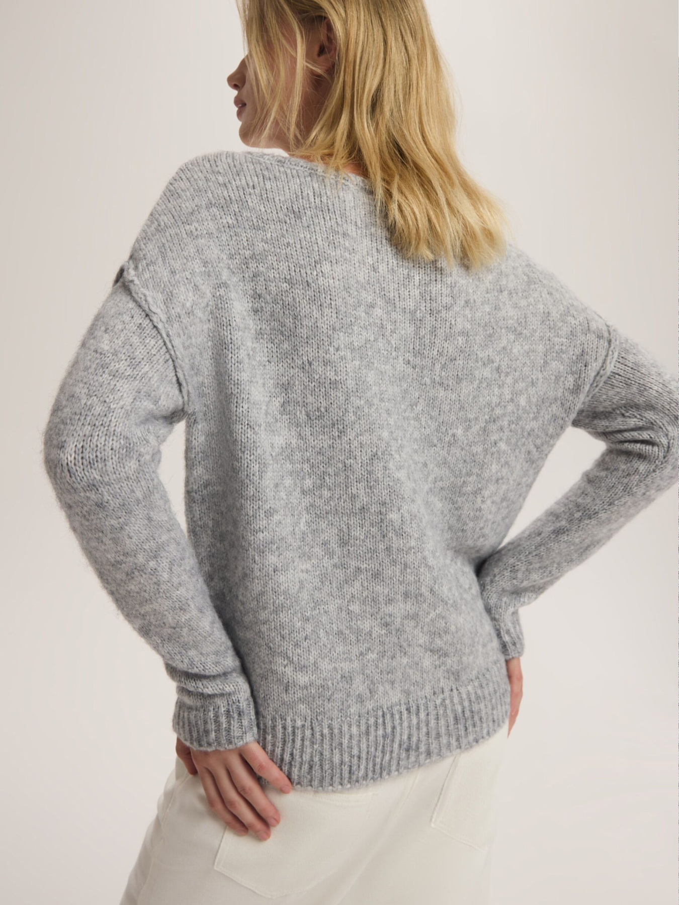 Светр DIVERSE Yarno модель 10047935 Фото