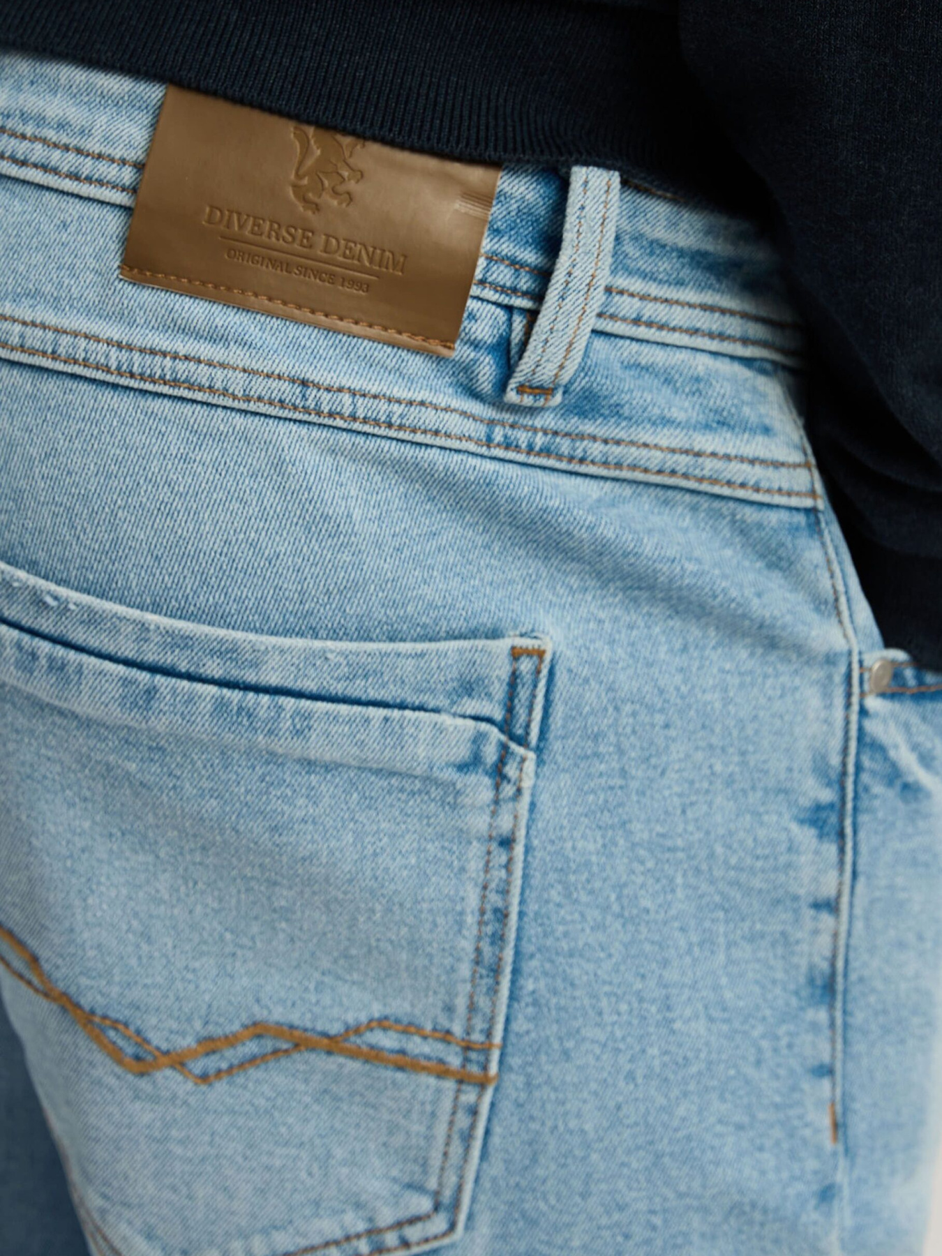 Прямі джинси DIVERSE Newman 255 модель 10047623 Фото