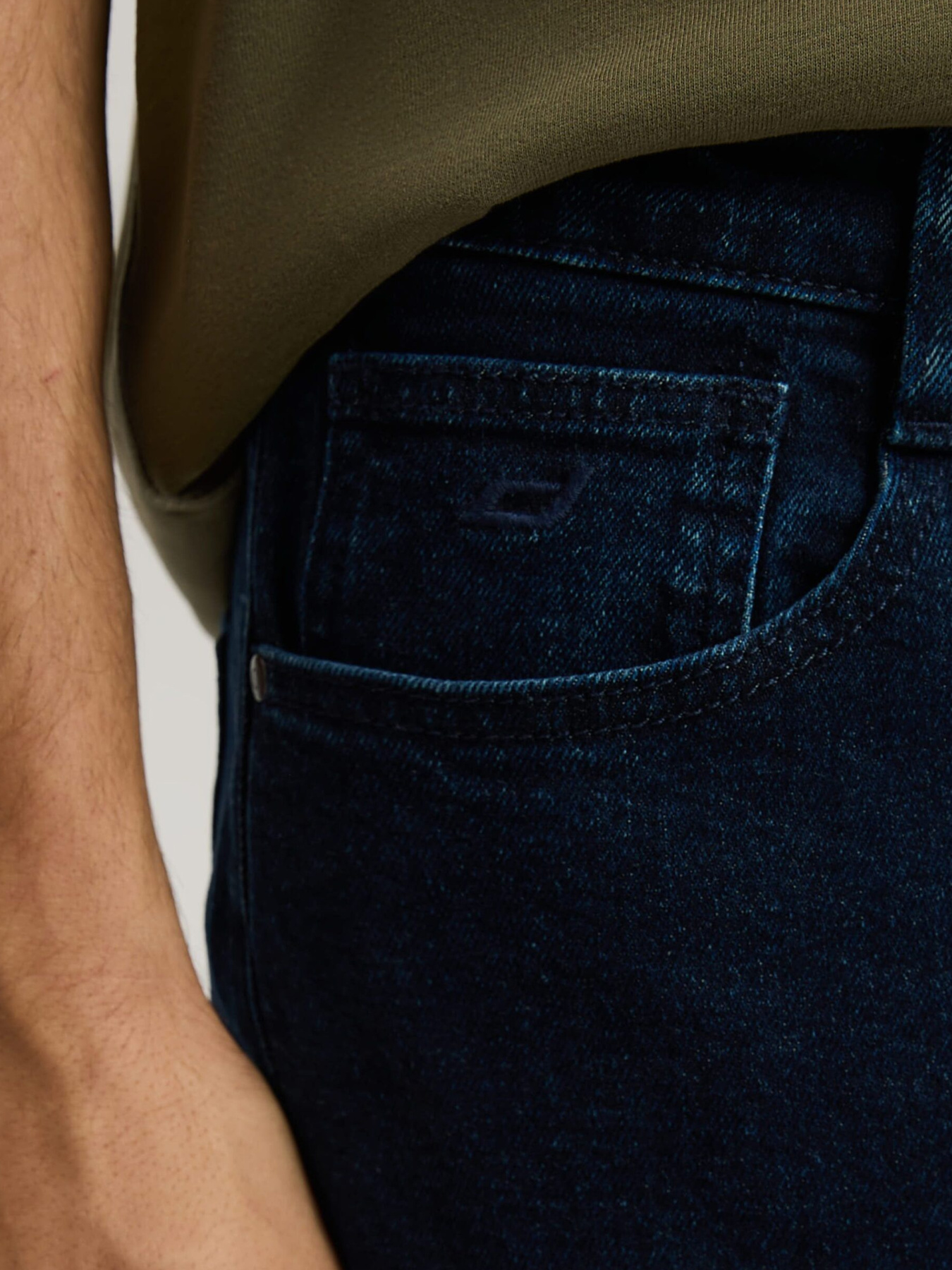 Завужені джинси DIVERSE Edggar 255 модель 10047624 Фото