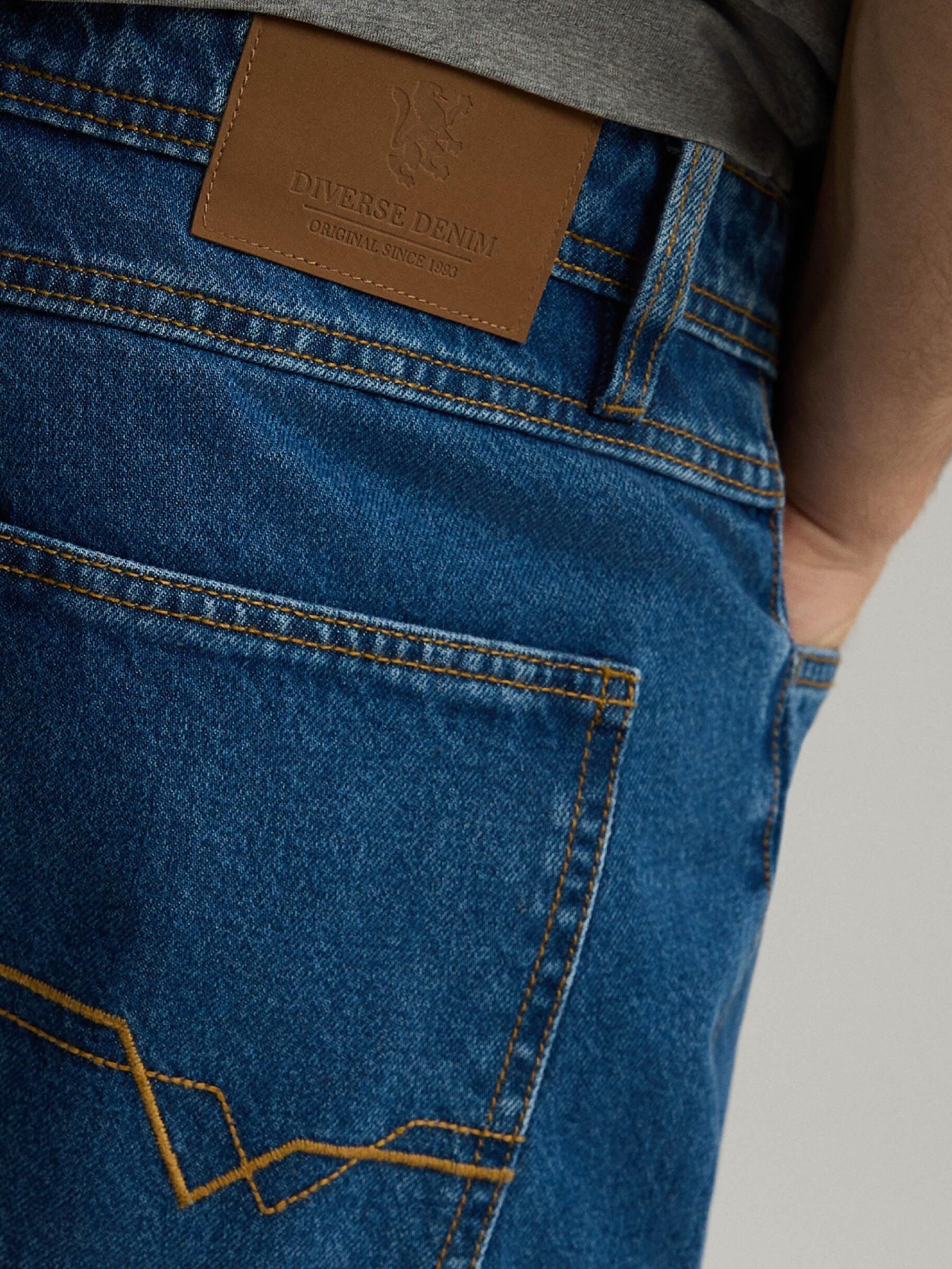 Широкі джинси DIVERSE Henrich модель 10047625 Фото