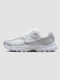 Кросівки NIKE V5 Rnr модель HQ7901-101 Фото