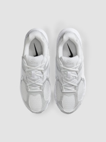 Кросівки NIKE V5 Rnr модель HQ7901-101 Фото