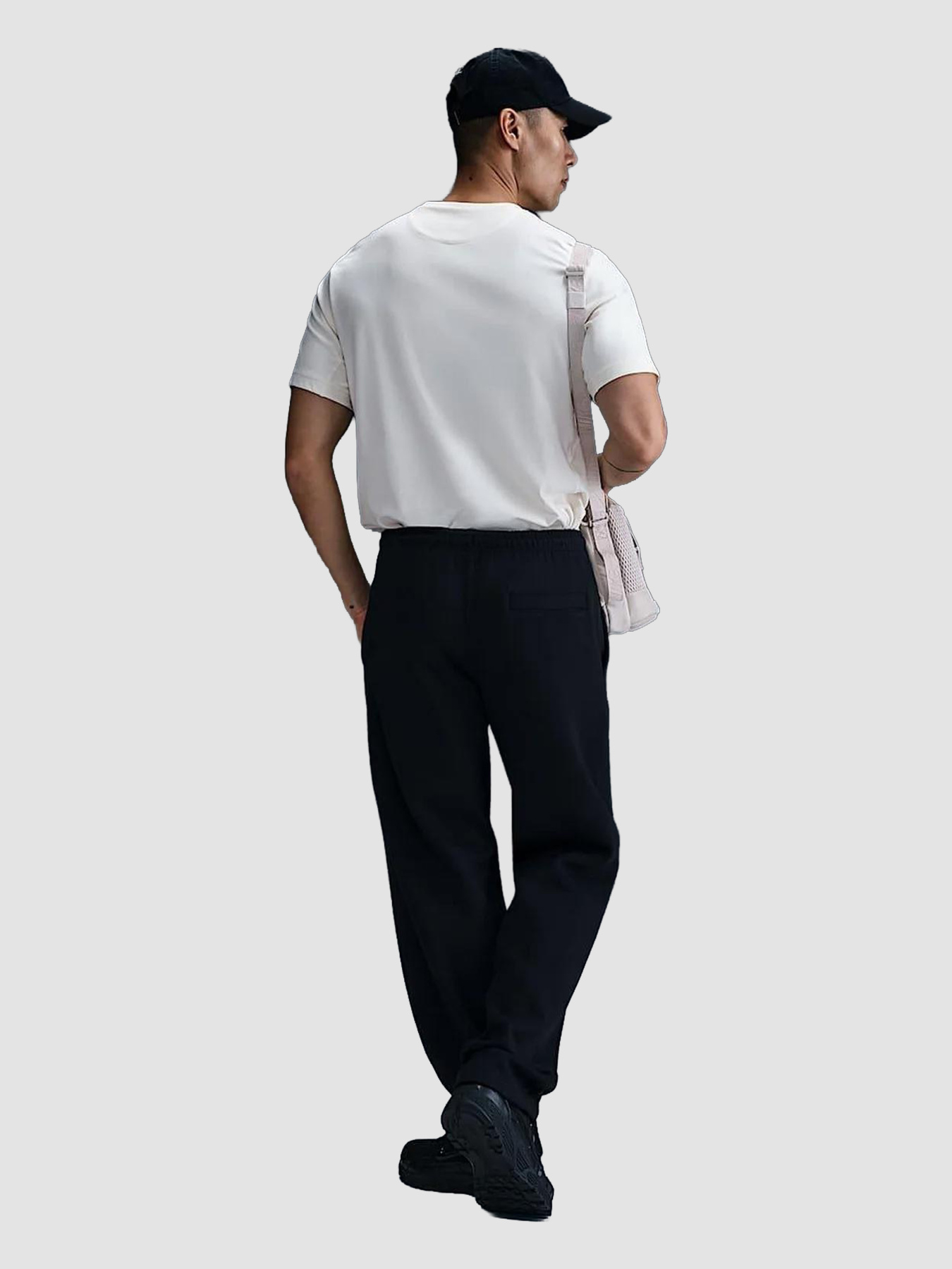 Штани повсякденні NIKE Club Bb Oh Black модель FN3730-010 Фото