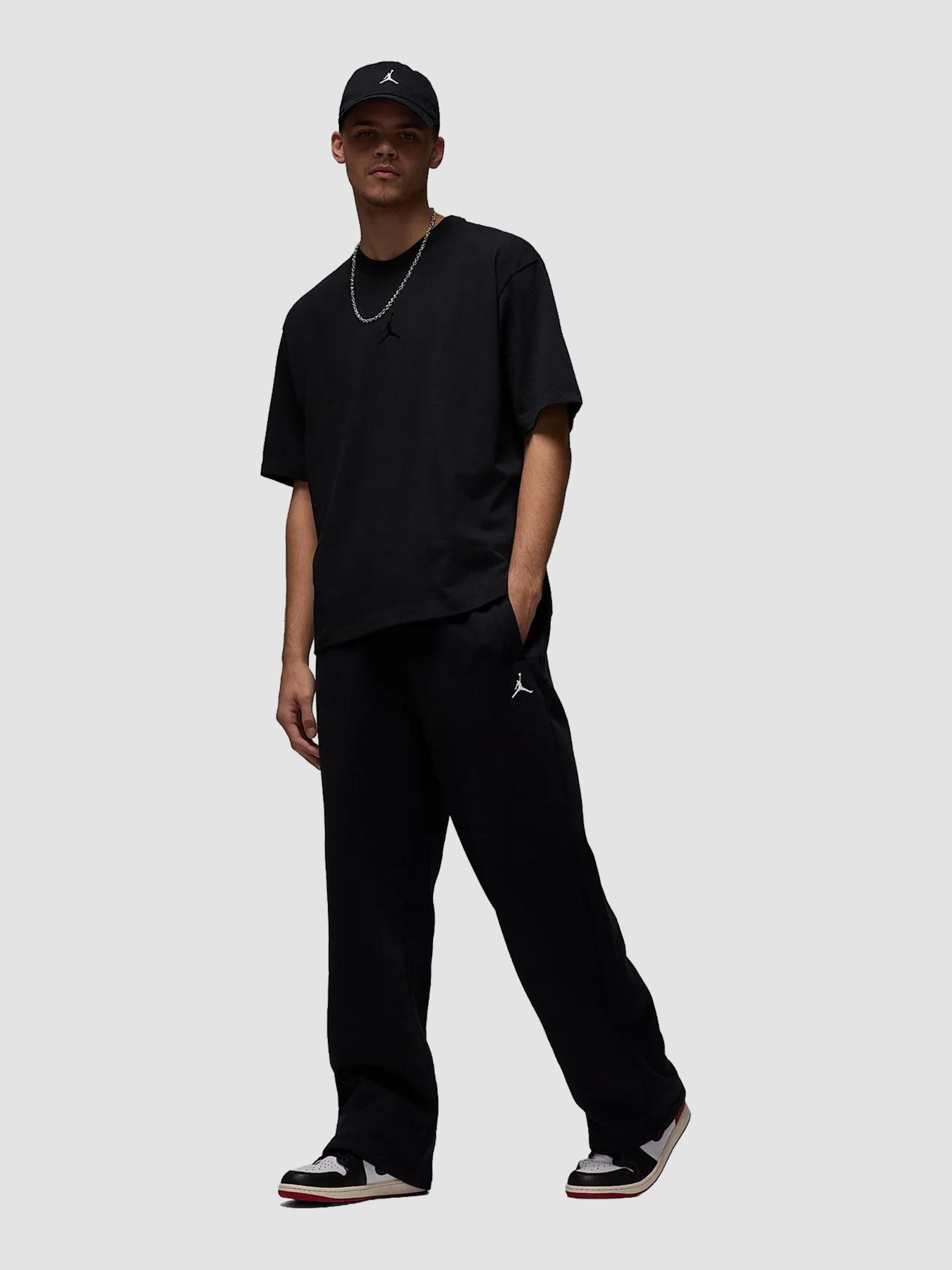 Футболка Jordan Essentials Oversized T-Shirt модель IB7345-010 Фото