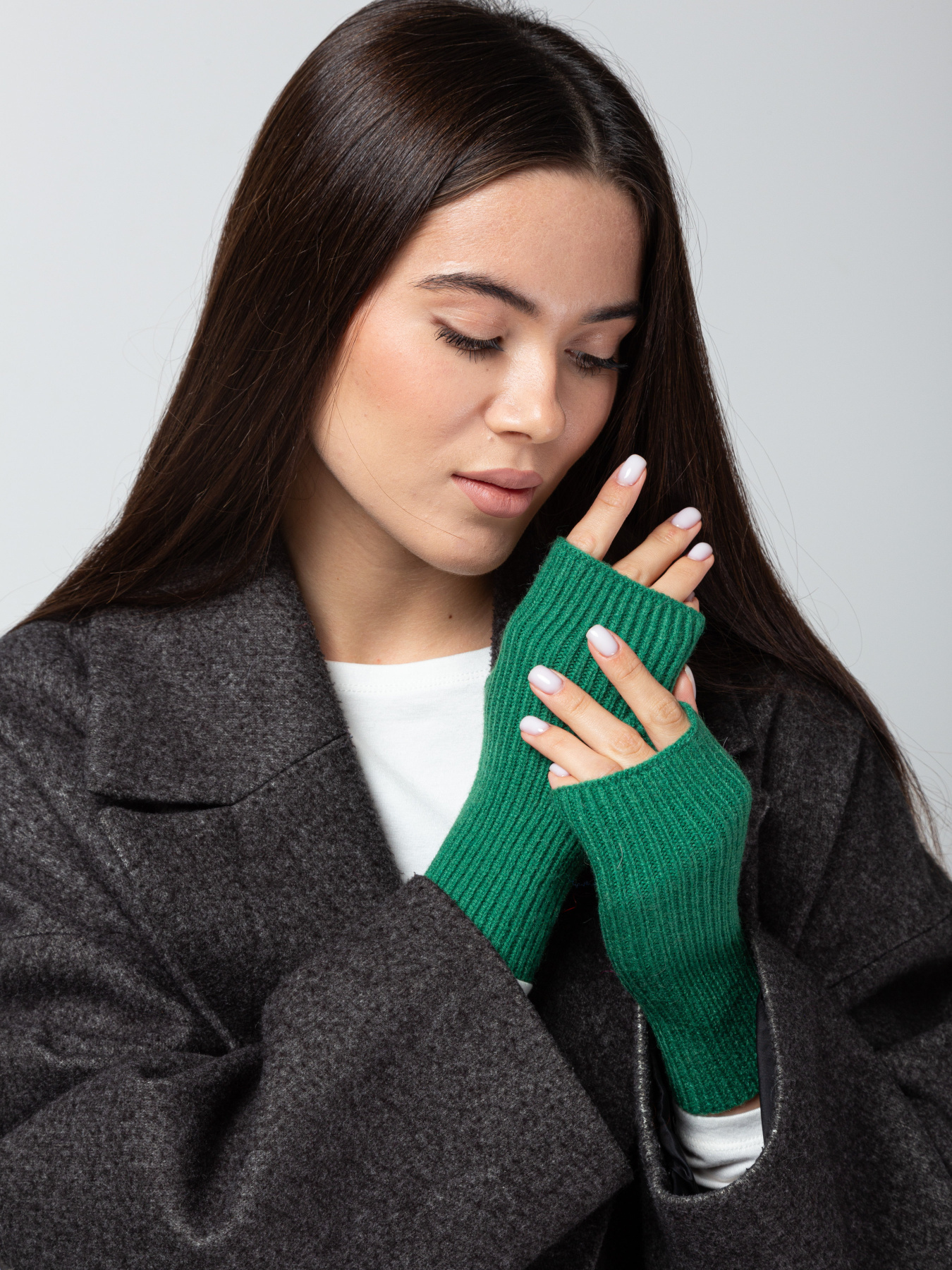 Варежки Famo модель M-202310_07 Фото