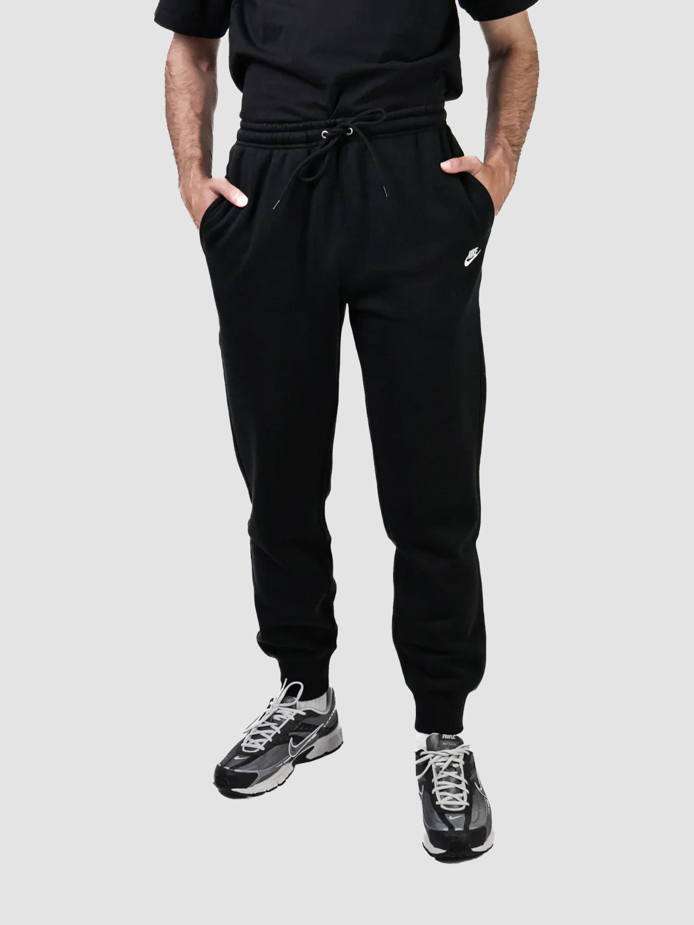 Джогери NIKE Club Pants модель FN3787-010 Фото