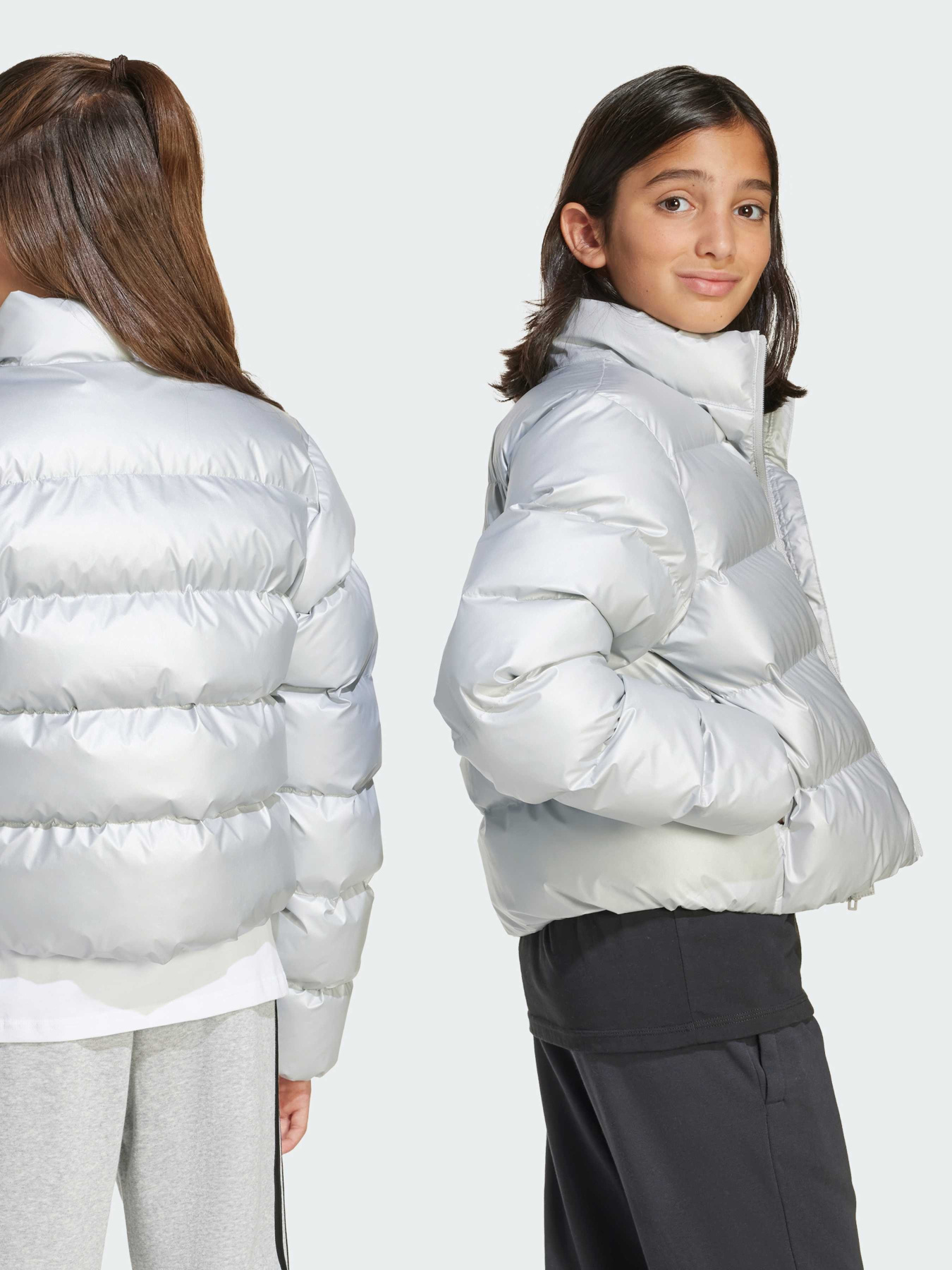 Демисезонная куртка Adidas модель JM1670 Фото