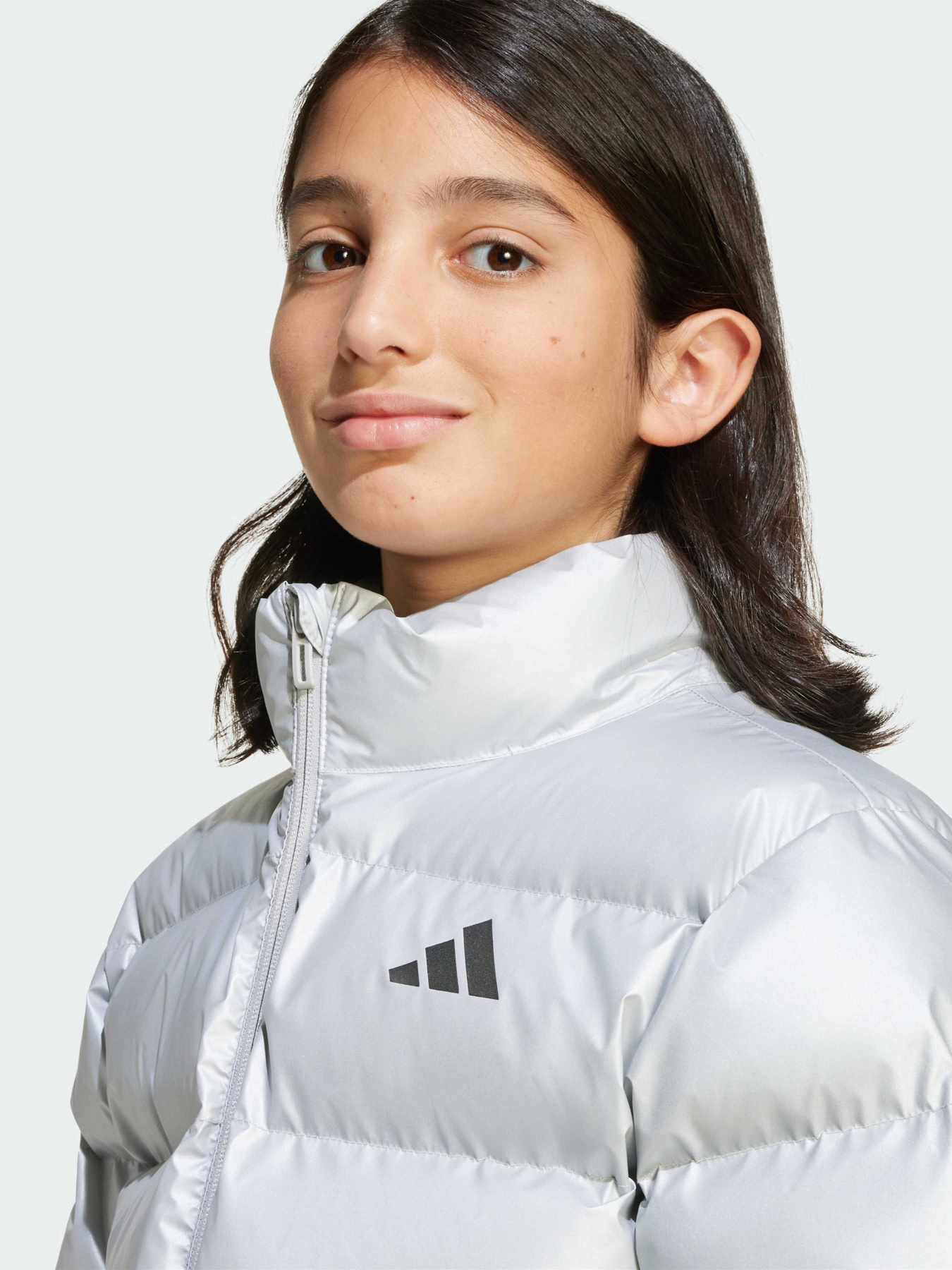 Демисезонная куртка Adidas модель JM1670 Фото