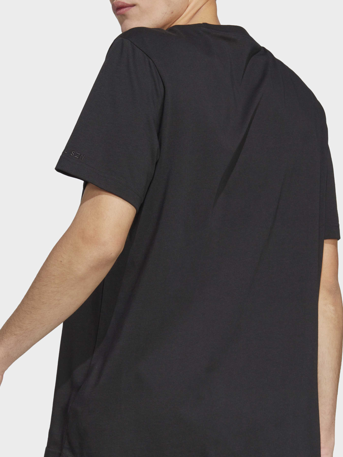 Футболка Adidas модель IC9793 Фото