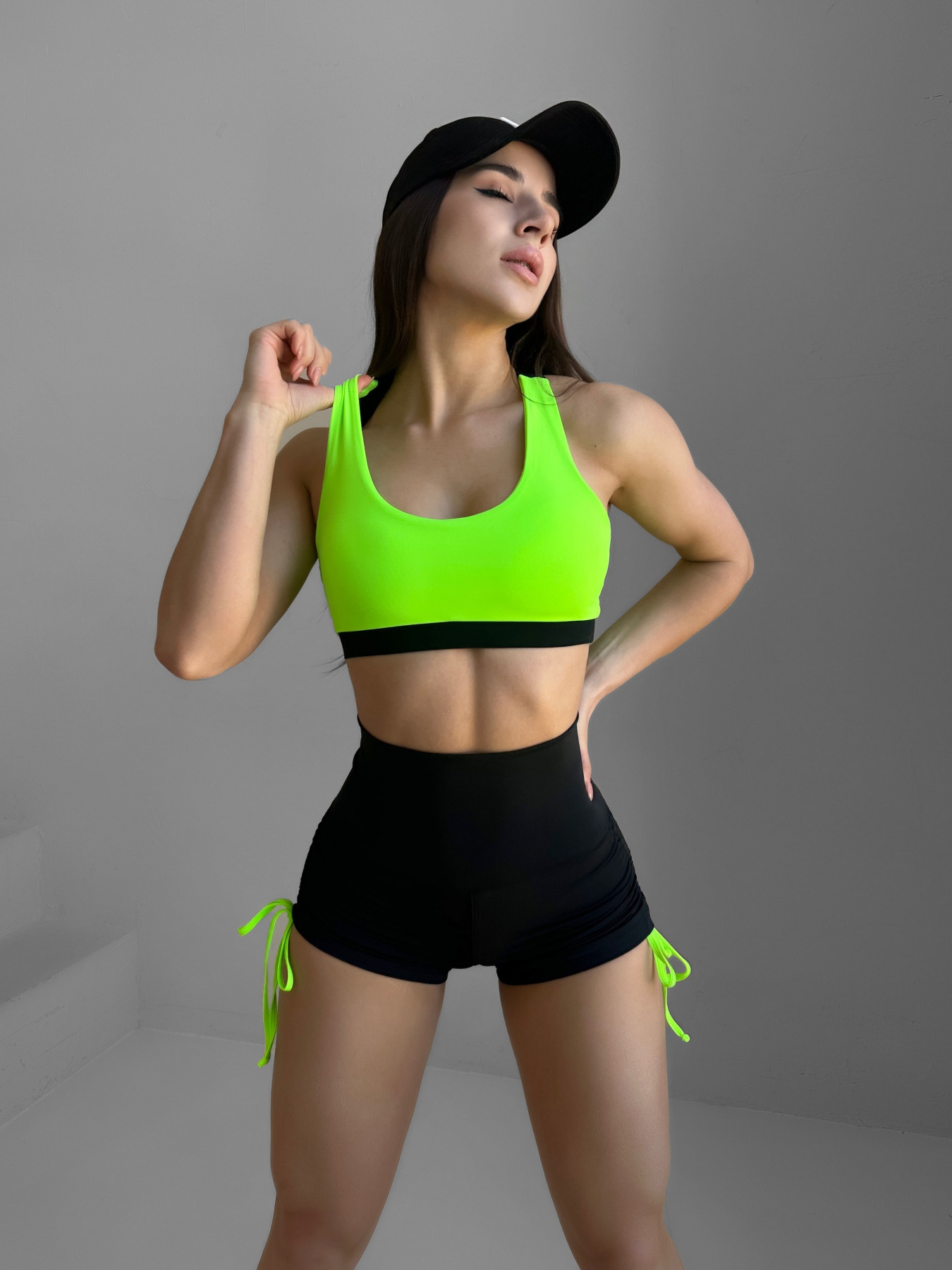 Спортивный топ Nova Vega модель 3069-2925 Фото