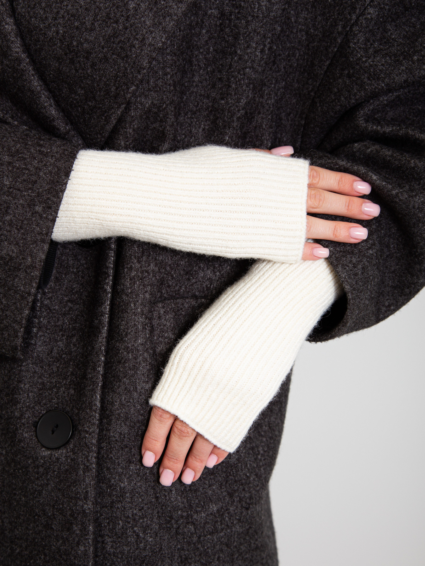 Варежки Famo модель M-202310_01 Фото