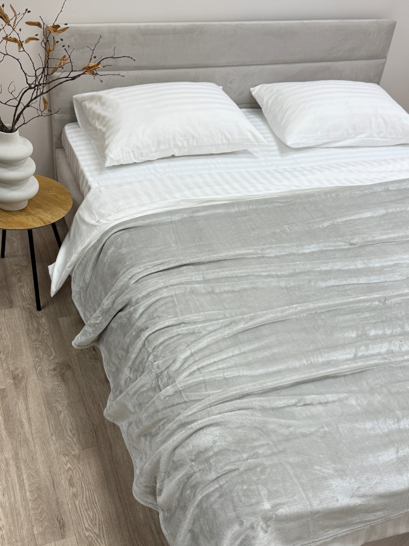 Покрывало Well Soft светло-серого цвета Cool Grey Ecotton модель 24920 Покрывало Well Soft светло-серого цвета Cool Grey Ecotton модель 24920 Фото