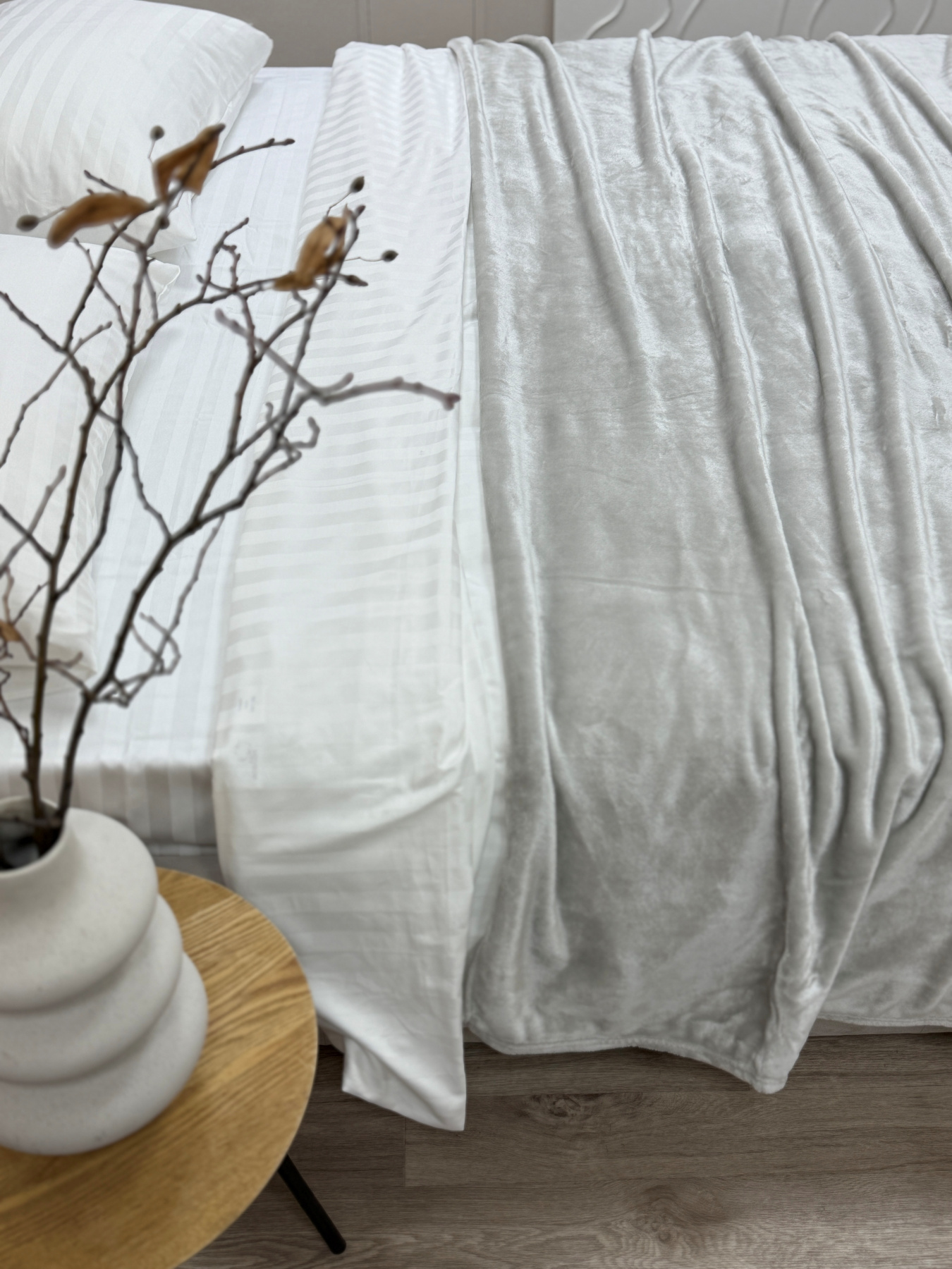 Покрывало Well Soft светло-серого цвета Cool Grey Ecotton модель 24920 Покрывало Well Soft светло-серого цвета Cool Grey Ecotton модель 24920 Фото