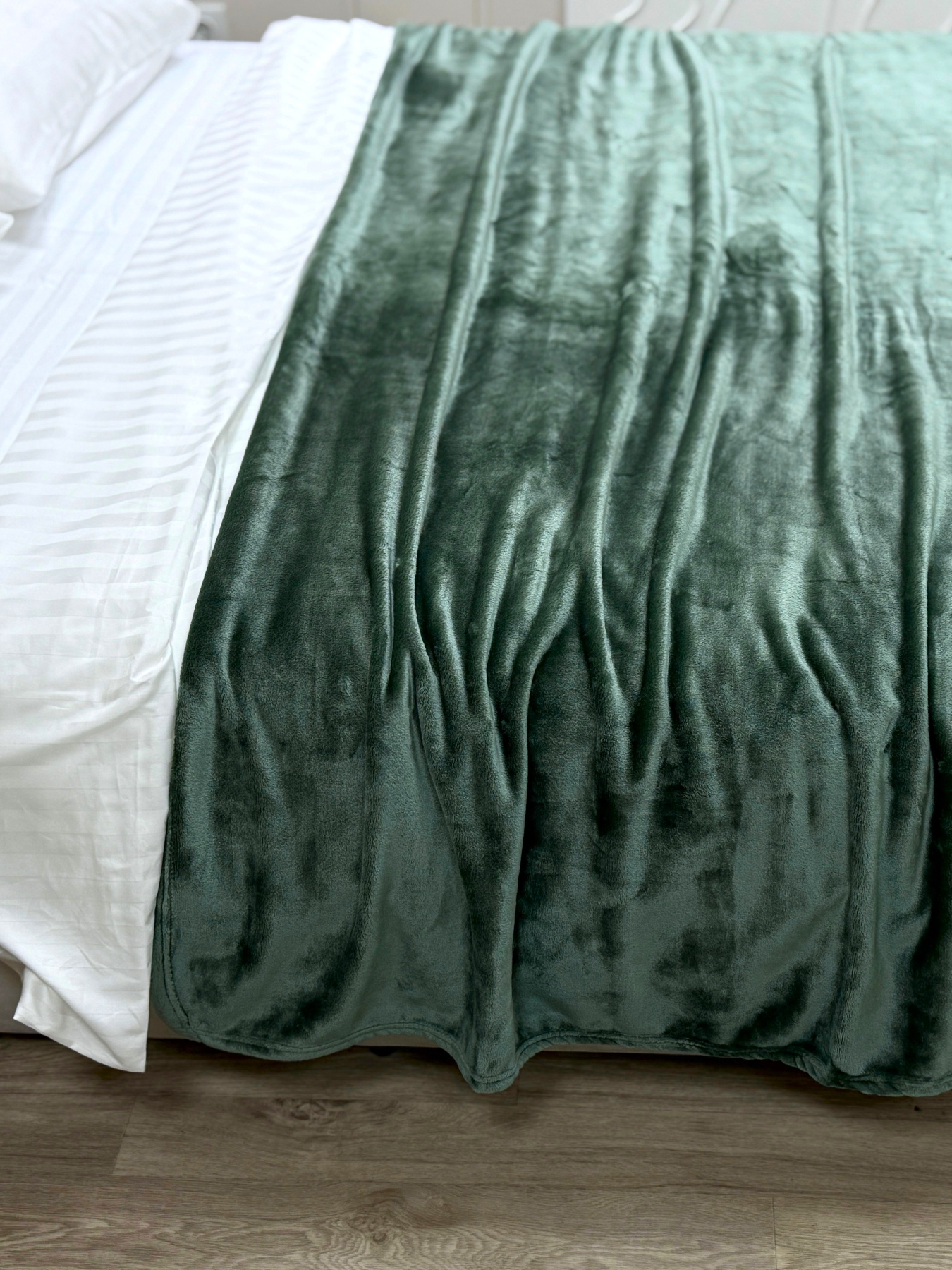 Покрывало Well Soft зелёного цвета Matte Green Ecotton модель 24919 Покрывало Well Soft зелёного цвета Matte Green Ecotton модель 24919 Фото