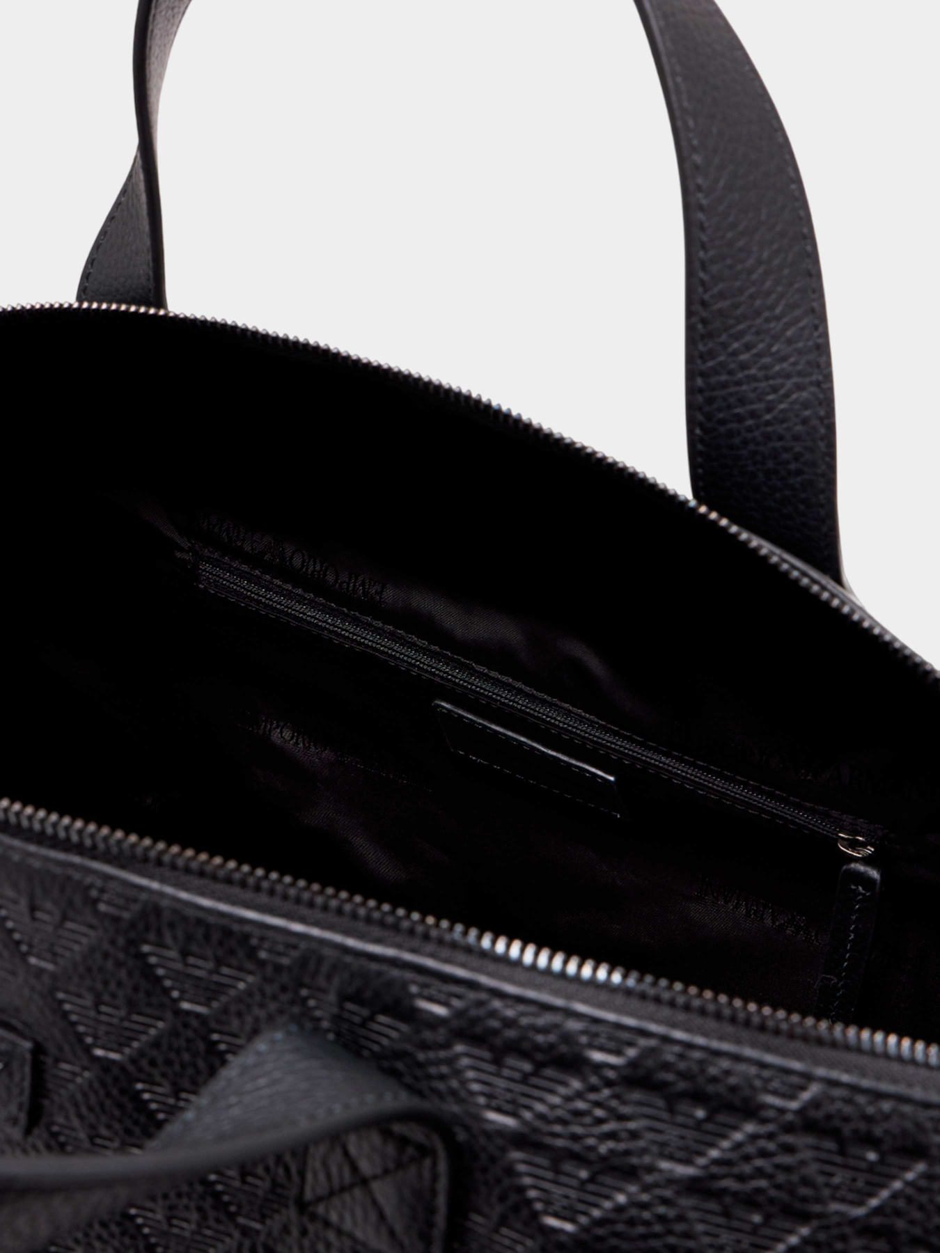 Сумки Emporio Armani модель EM001676-AF14774-UC001 Фото