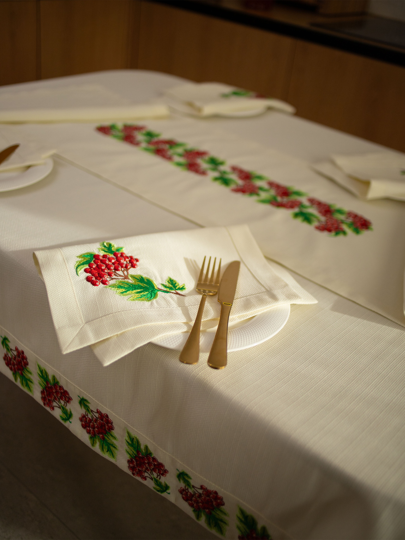 Серветка "Калина" Едельвіка модель 275-22-00 Фото