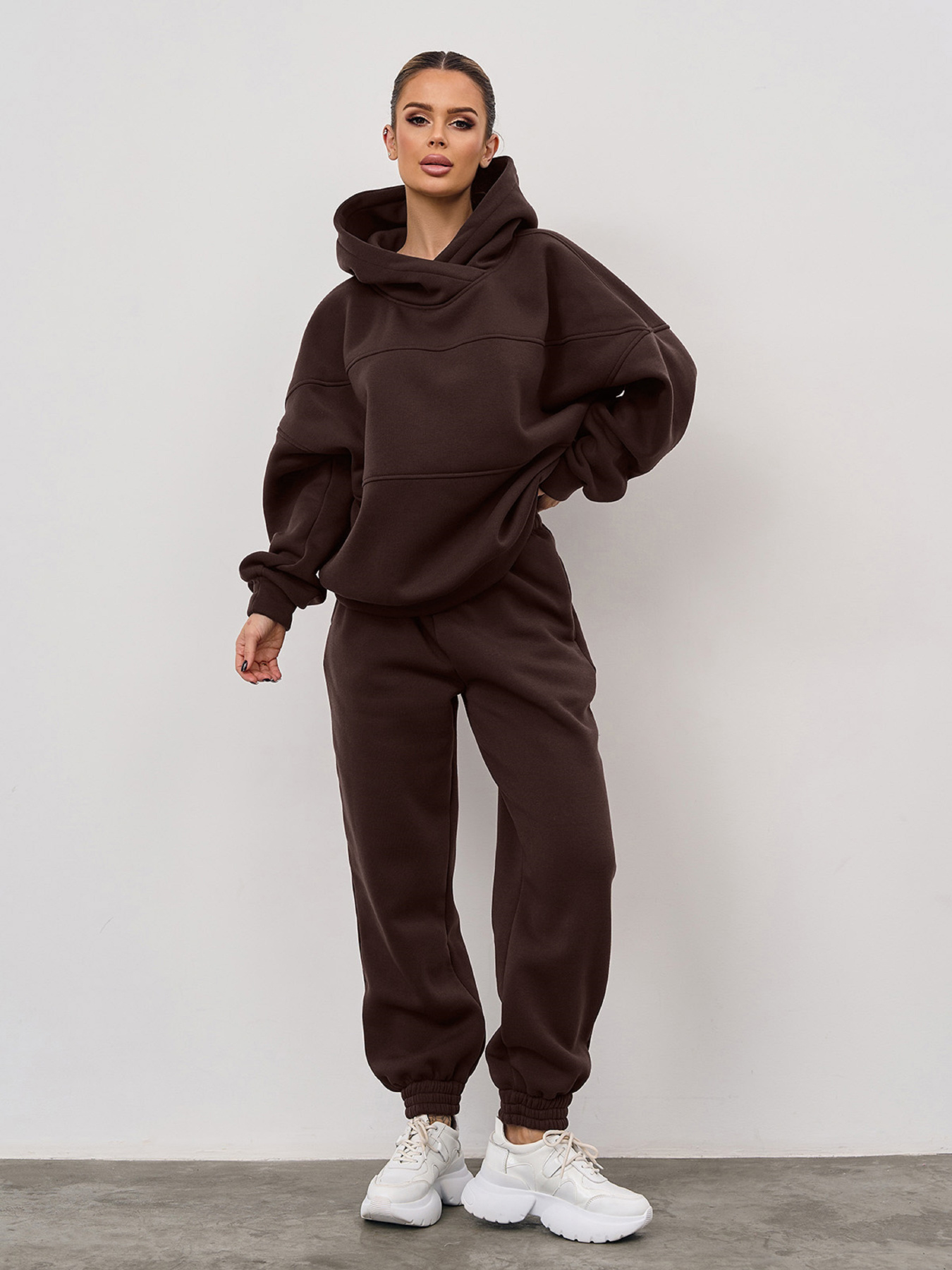 Спортивный костюм ISSA Plus модель 13624_темно-коричневый Спортивный костюм ISSA Plus модель 13624_темно-коричневый Фото