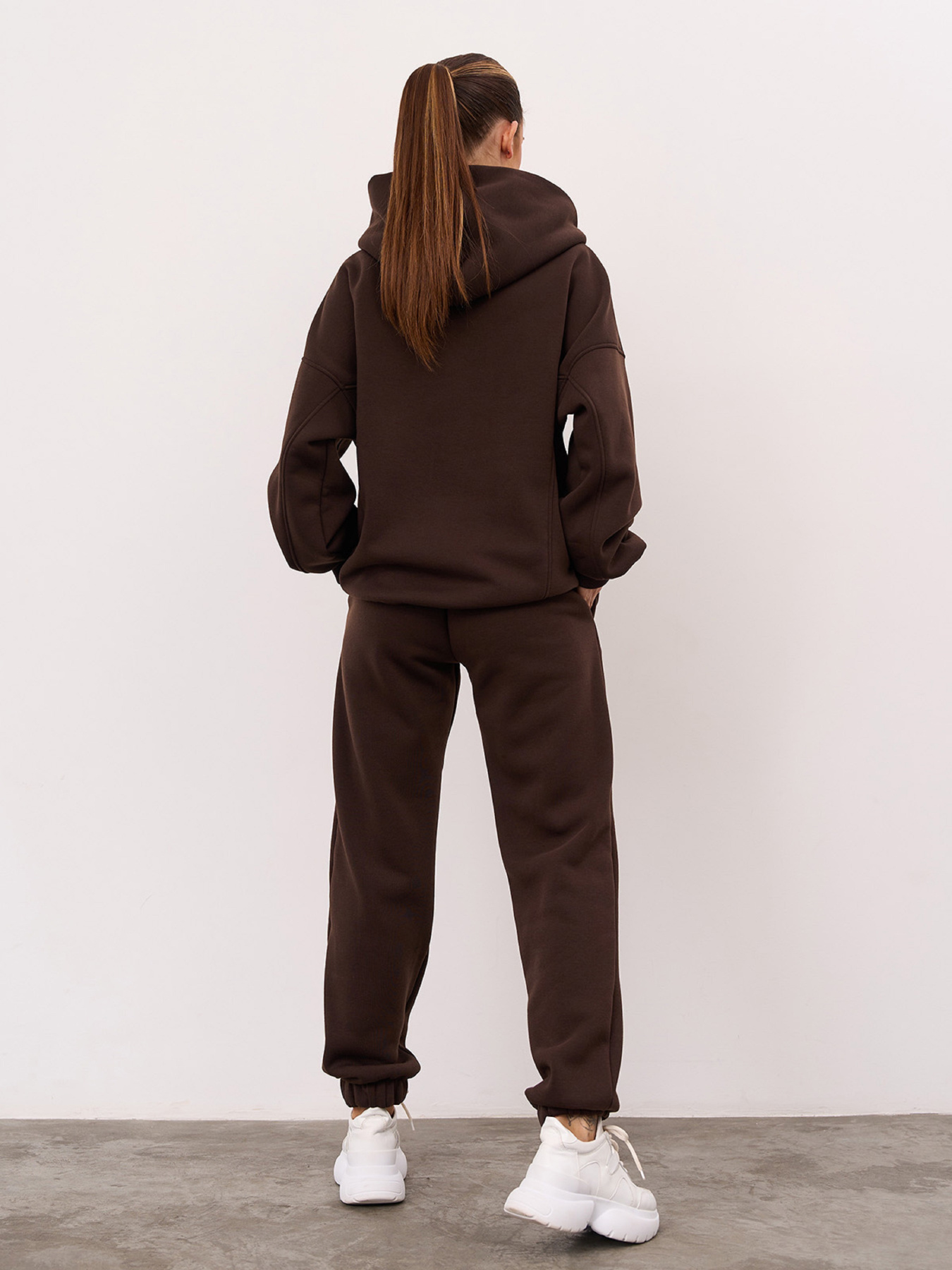 Спортивный костюм ISSA Plus модель 14948_темно-коричневый Спортивный костюм ISSA Plus модель 14948_темно-коричневый Фото