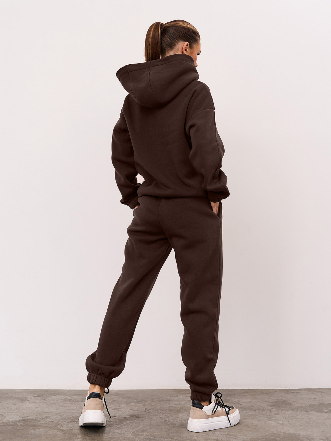 Спортивный костюм ISSA Plus модель 15350_темно-коричневый Спортивный костюм ISSA Plus модель 15350_темно-коричневый Фото