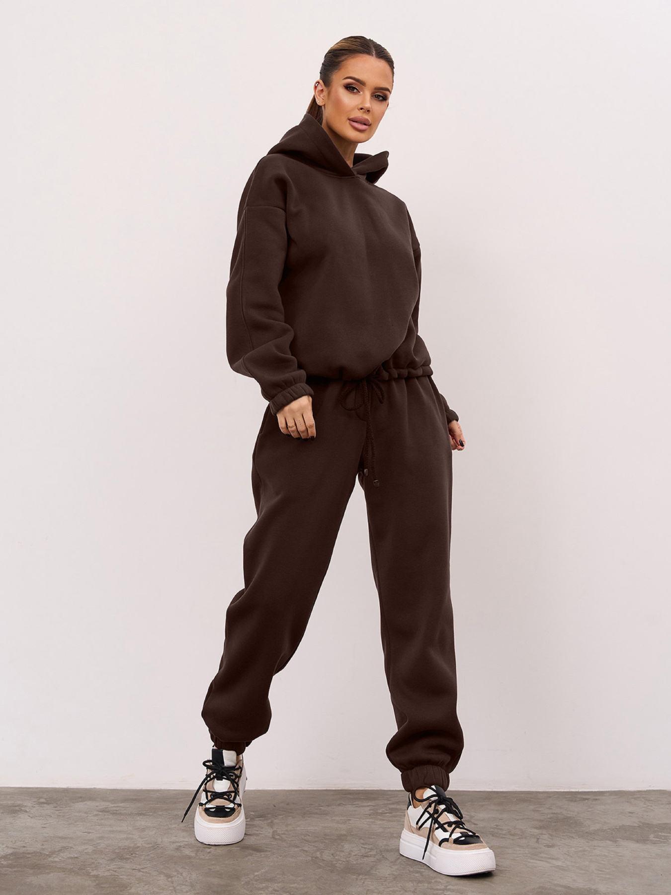 Спортивный костюм ISSA Plus модель 15350_темно-коричневый Спортивный костюм ISSA Plus модель 15350_темно-коричневый Фото