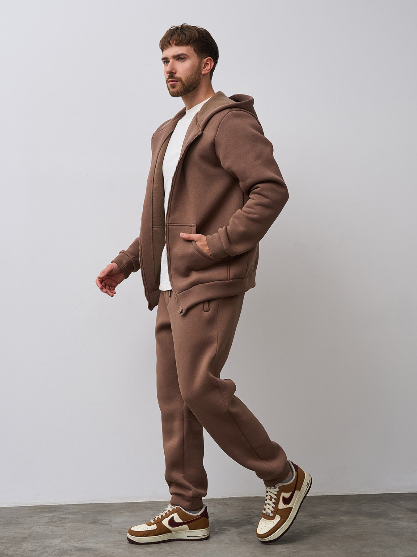 Спортивный костюм ISSA Plus модель GN-540_коричневый Фото