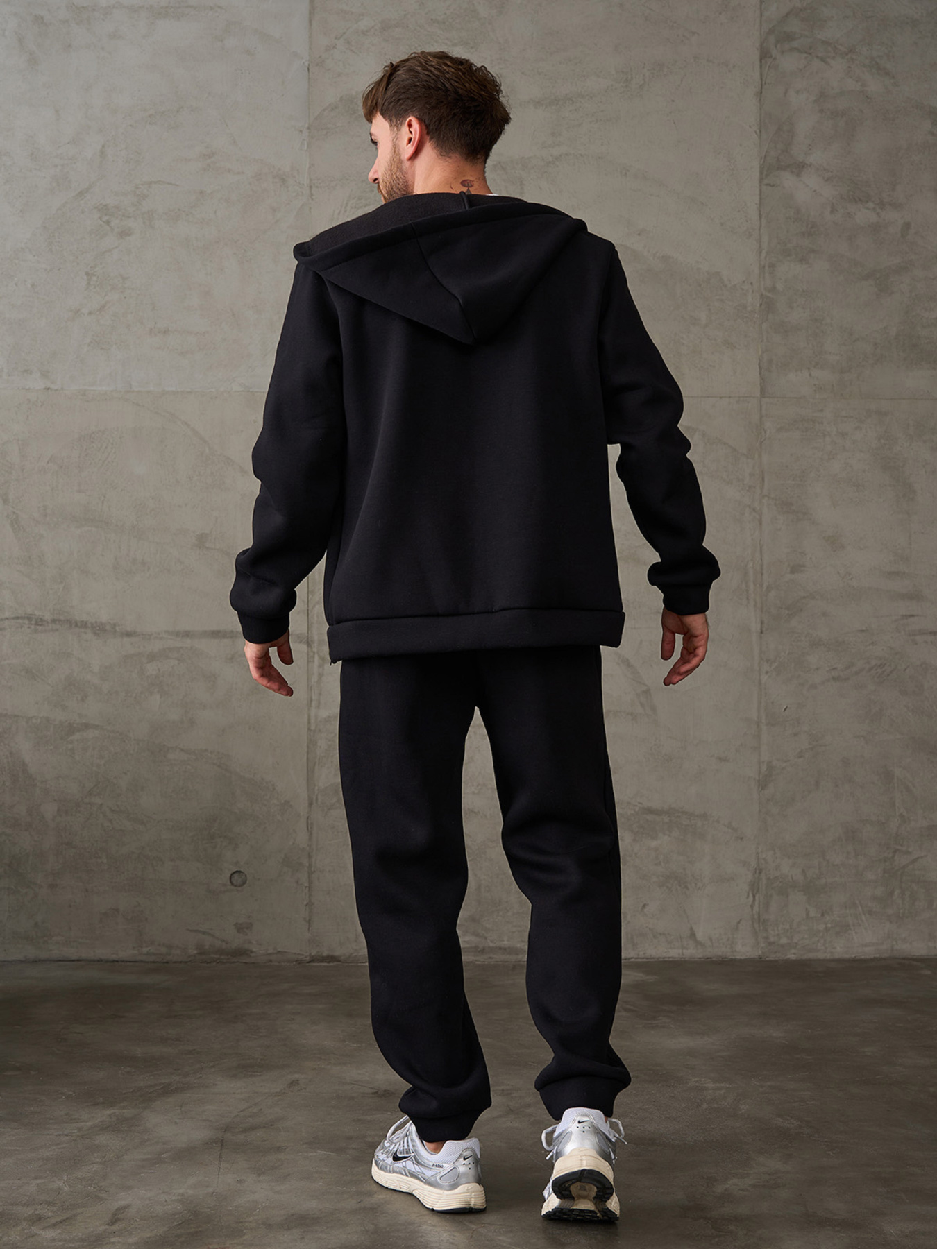 Спортивный костюм ISSA Plus модель GN-540_черный Фото