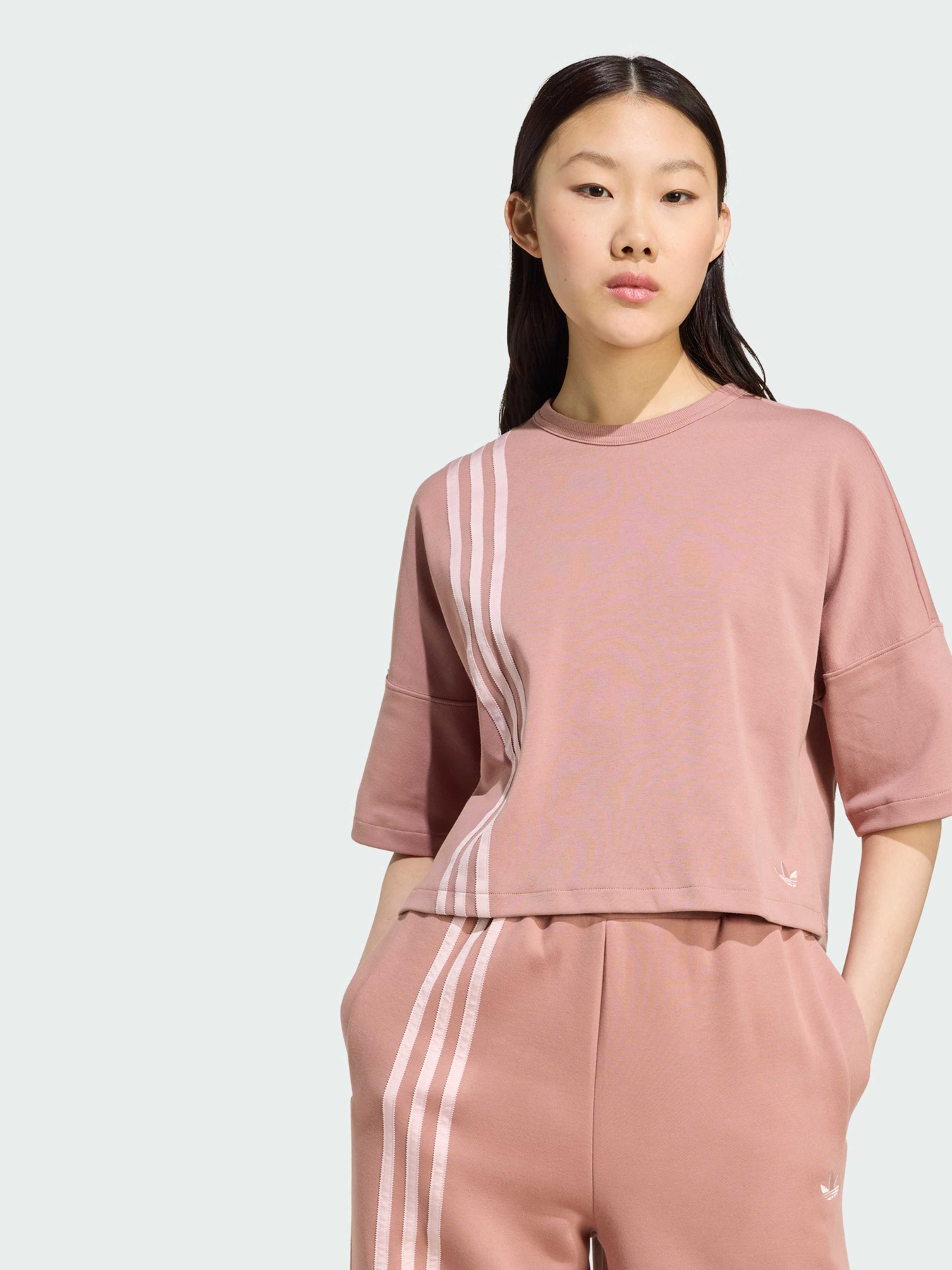 Футболка Adidas модель JW3613 Футболка Adidas модель JW3613 Фото