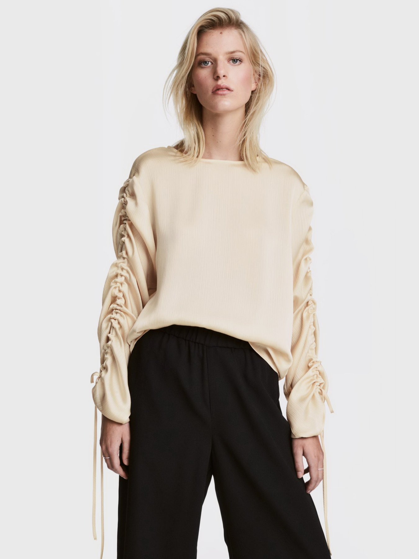 Блуза H&M модель 5105565log_Светло-бежевый Фото