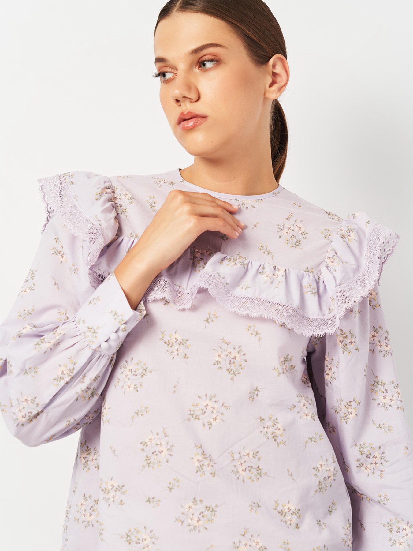 Блуза H&M модель 1067787ral_Лавандовый Фото