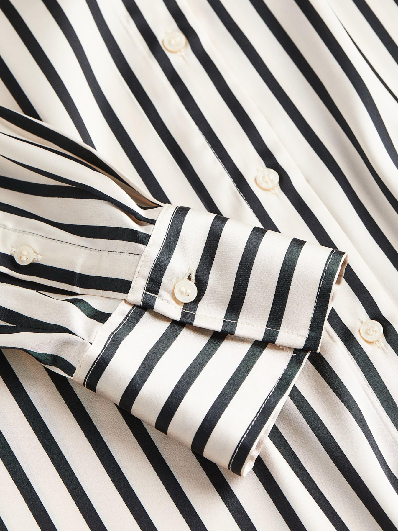 Блуза H&M модель 9397037wer_Черно-белый Фото