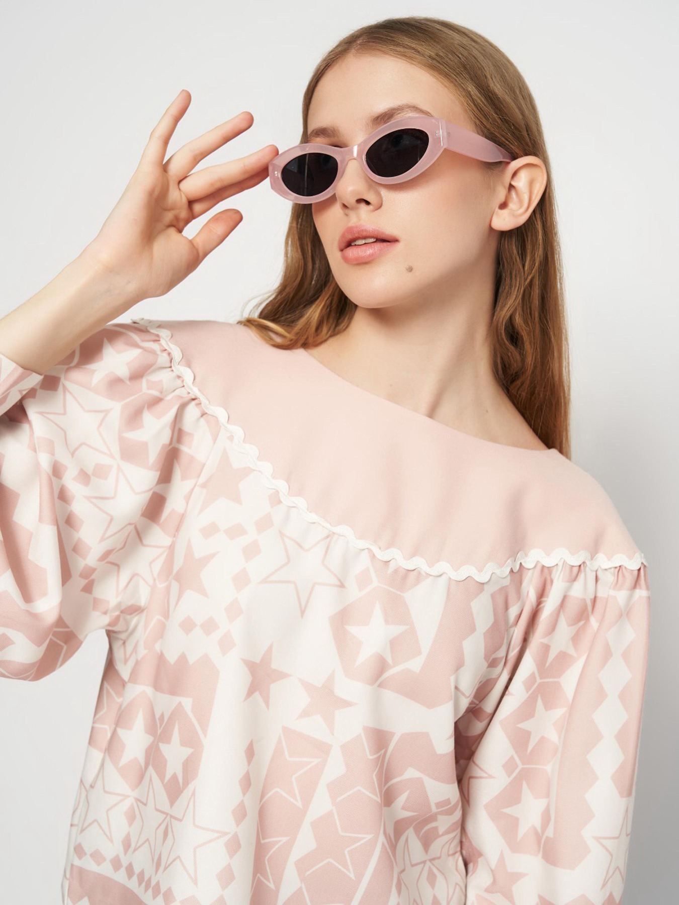 Блуза H&M модель 1033054wer_Пудрово-белый Фото