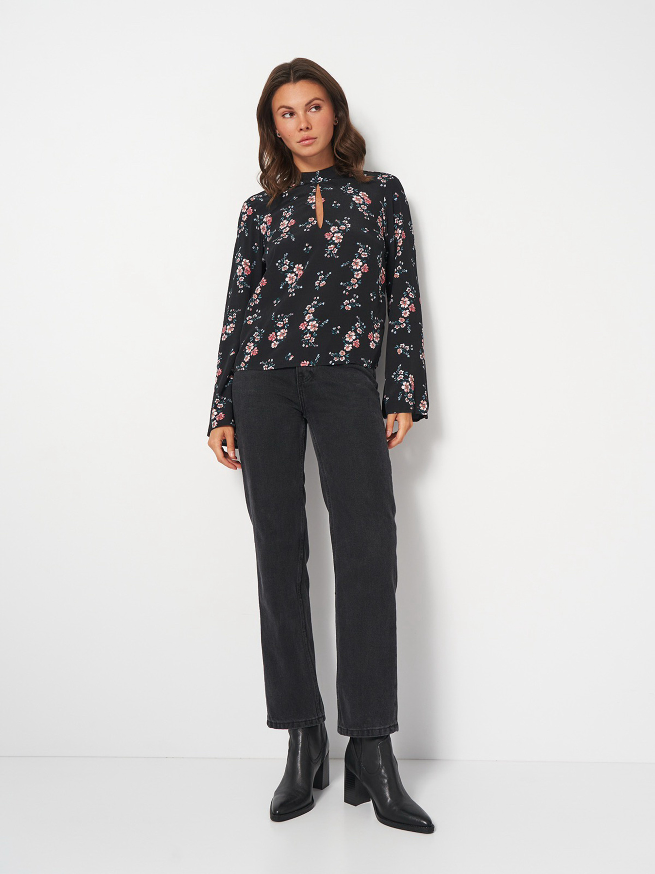 Блуза H&M модель 5327406wer_Черный Фото