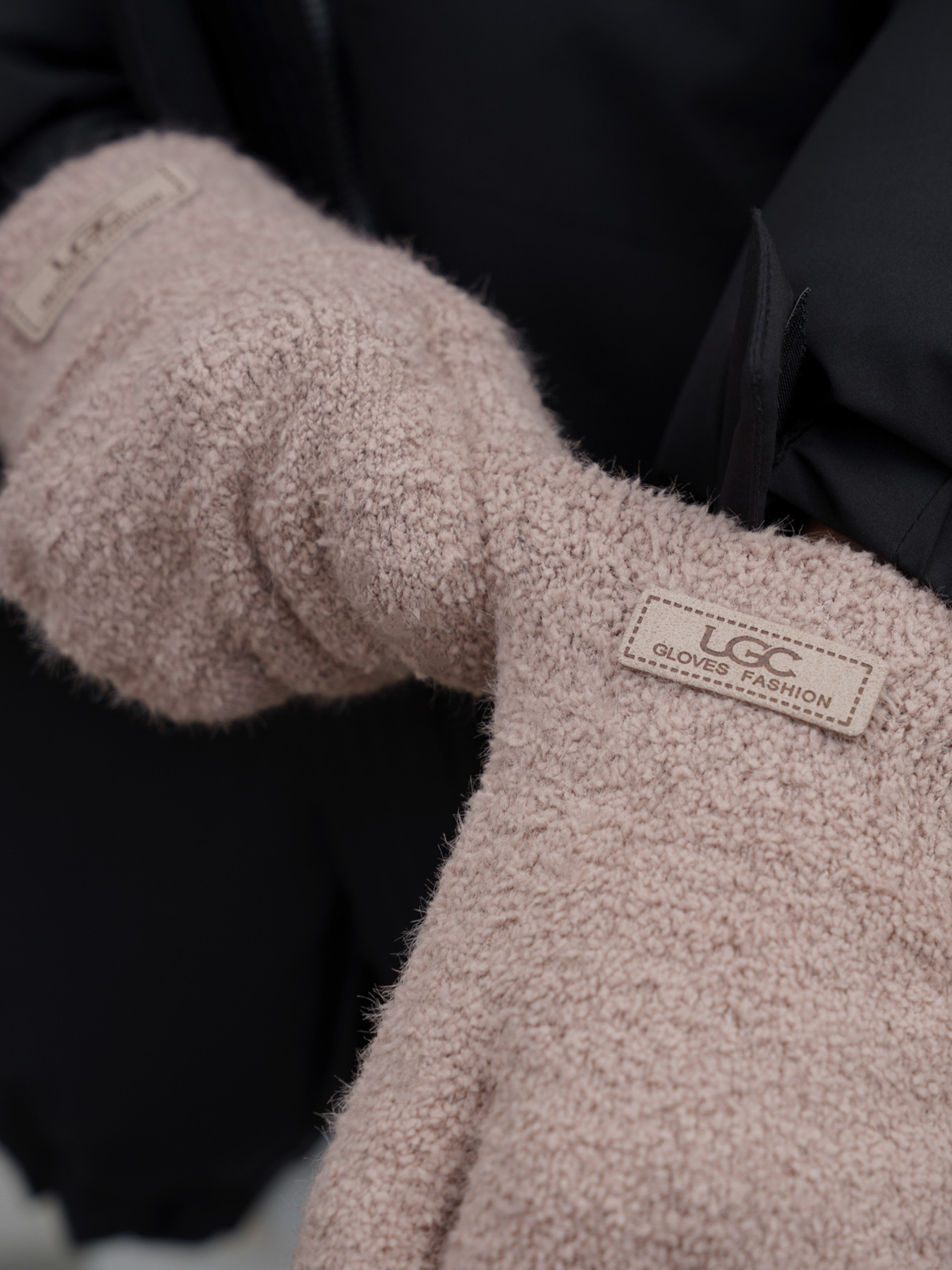 Рукавички Without модель 8055901 Фото