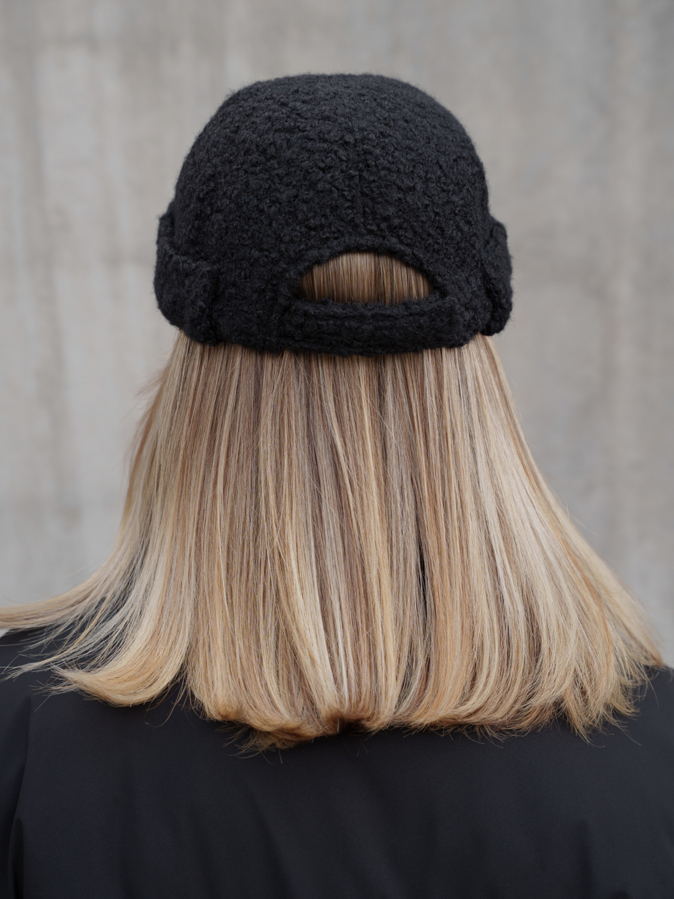 Шапка Without модель 8055946 Фото