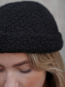 Шапка Without модель 8055946 Шапка Without модель 8055946 Фото