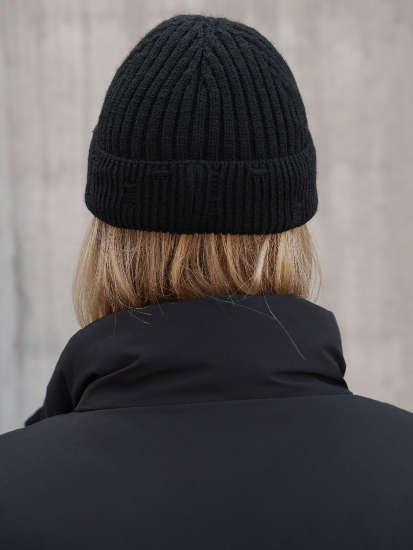 Шапка Without модель 8055968 Фото