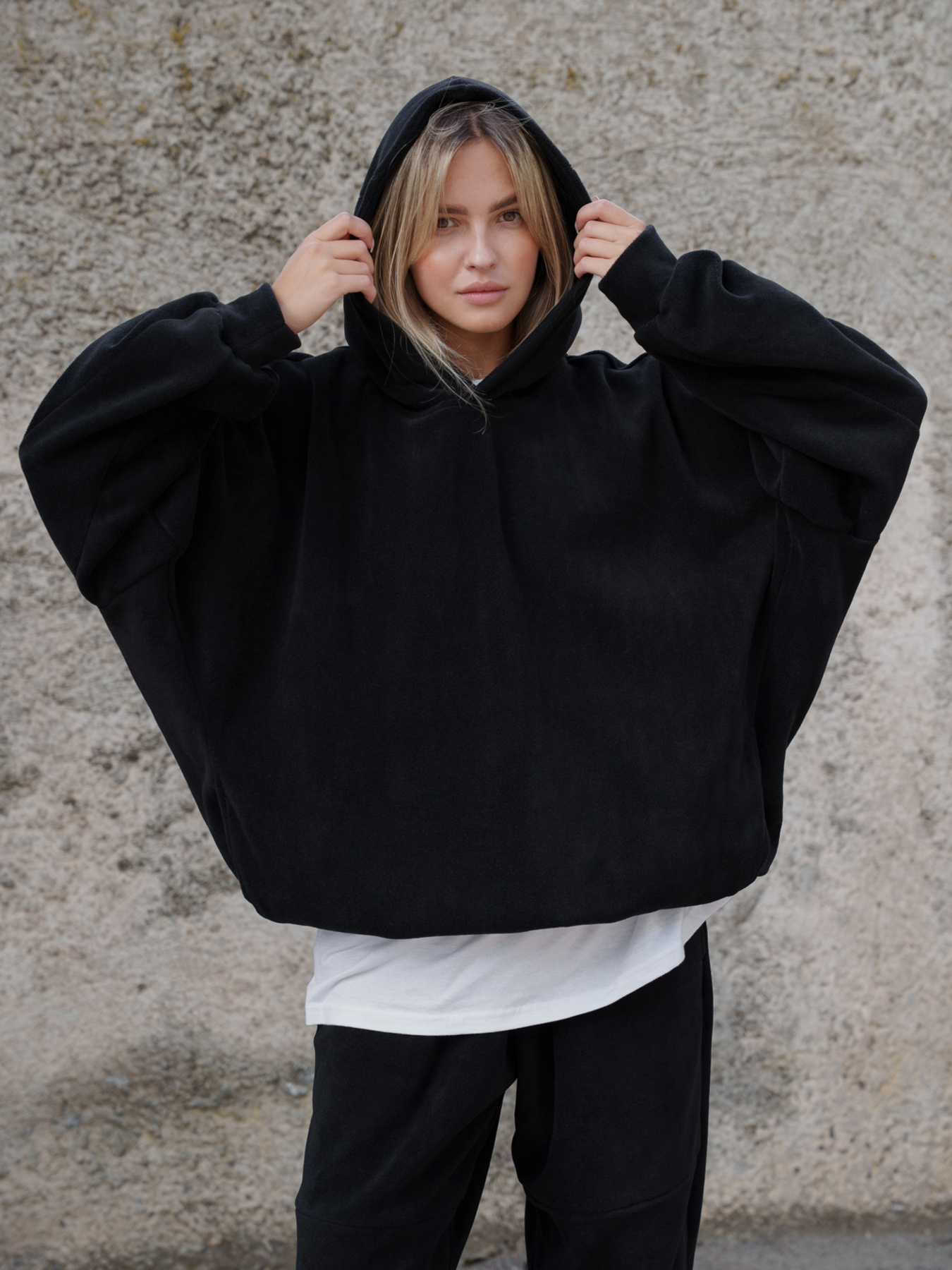 Худи Without модель 8055981 Худи Without модель 8055981 Фото