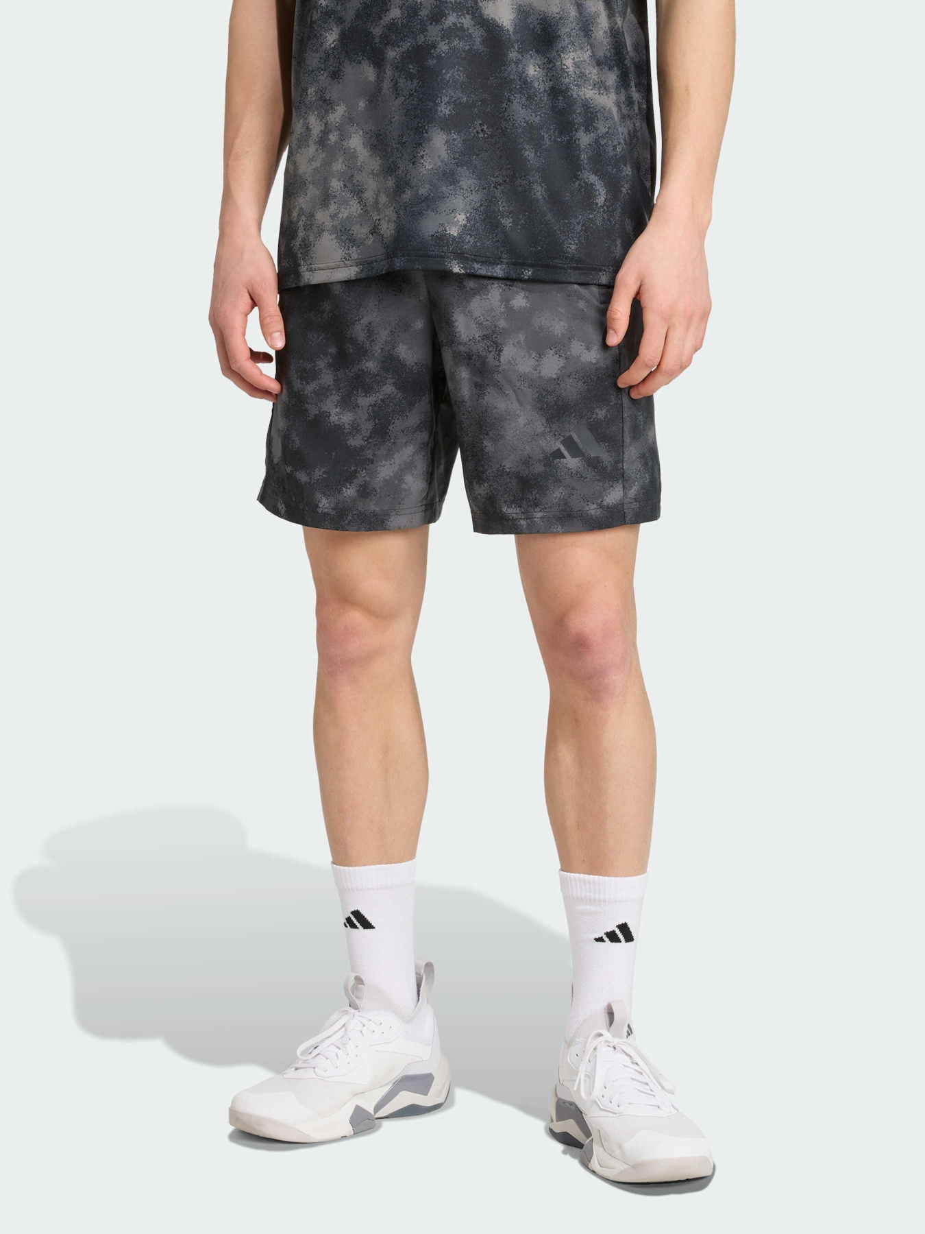 Спортивні шорти Adidas модель JV7246 Фото