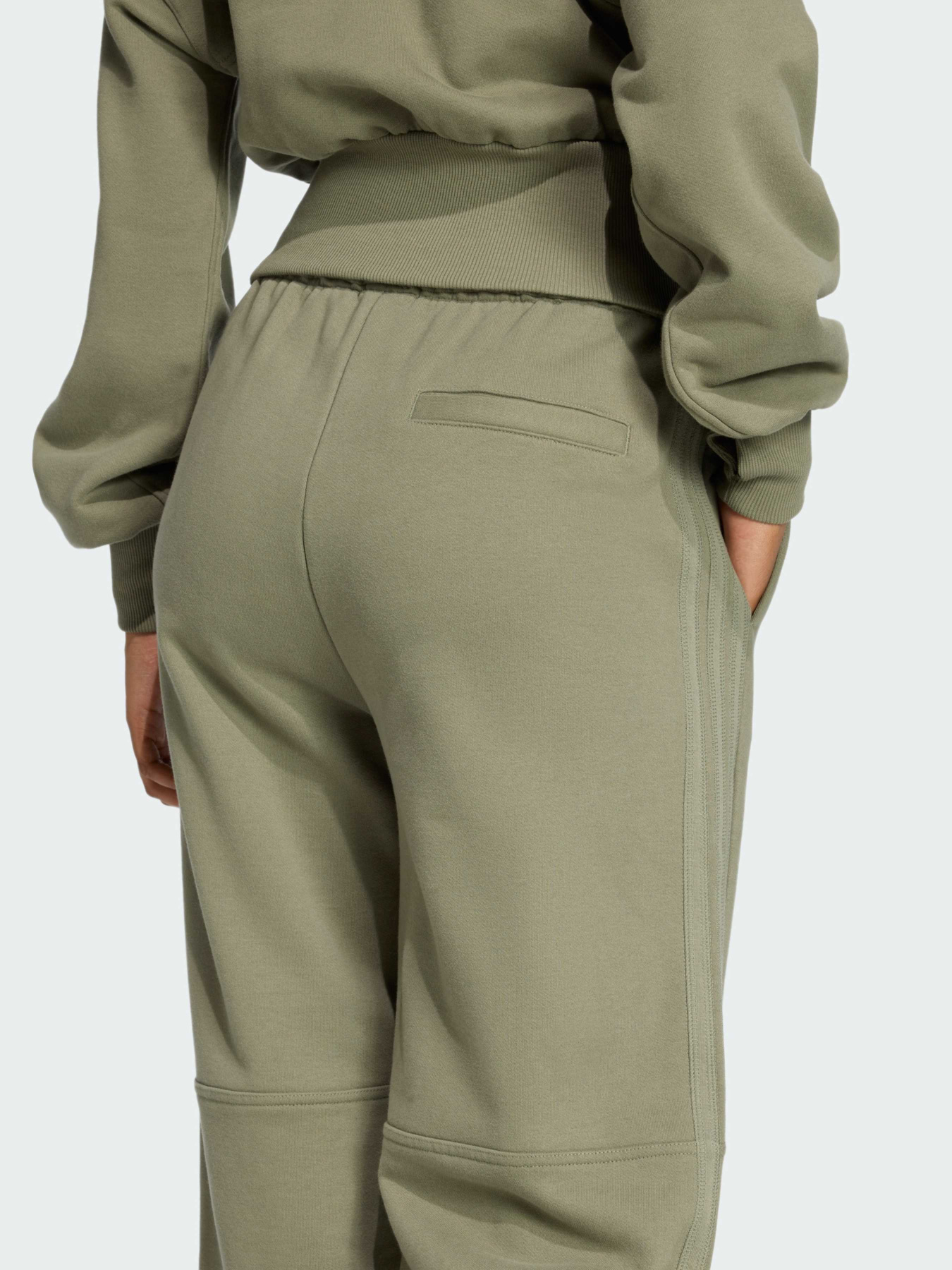 Повседневные штаны Adidas модель JM1099 Повседневные штаны Adidas модель JM1099 Фото