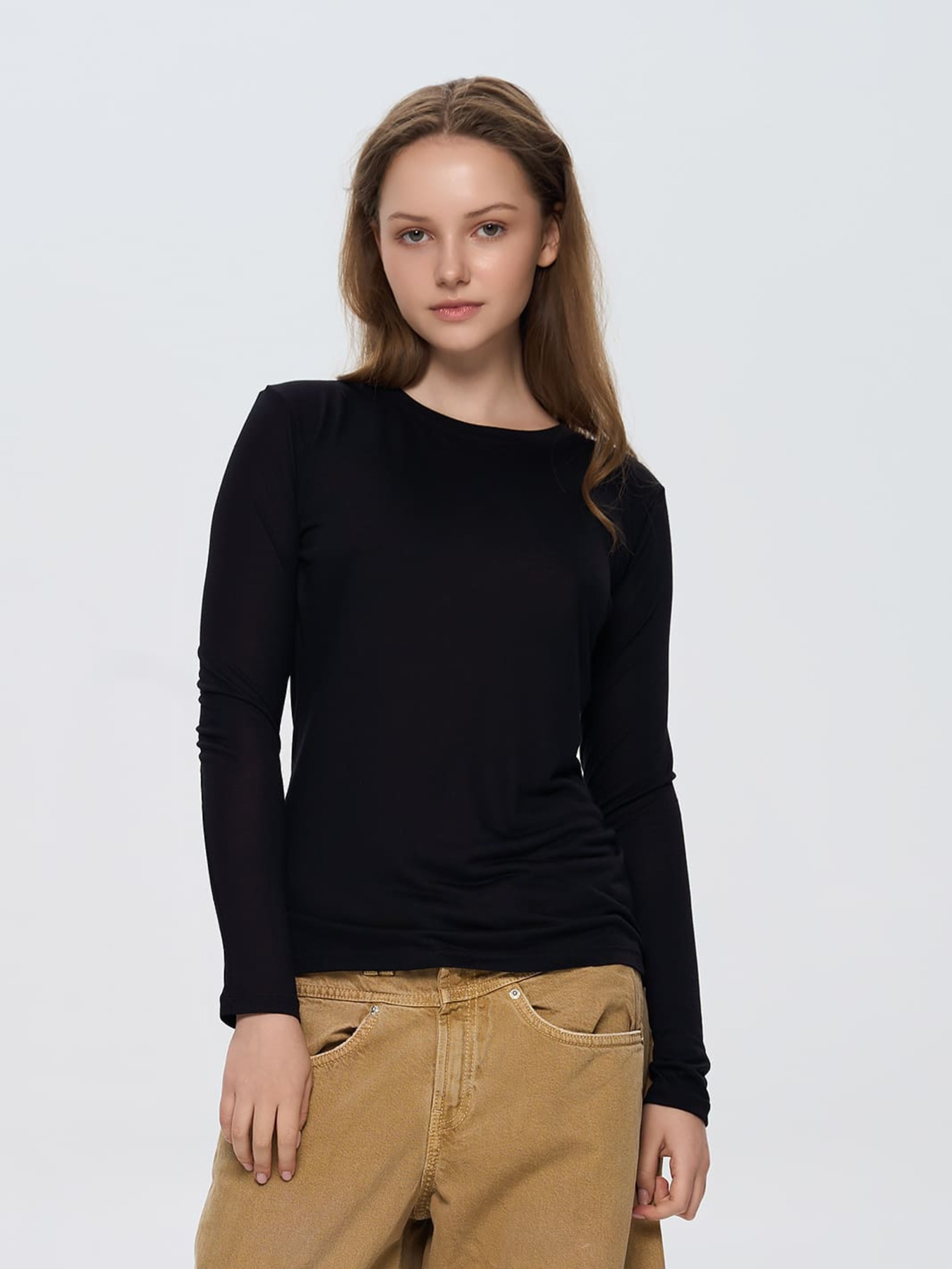 Лонгслив Роза модель 241209_black Фото