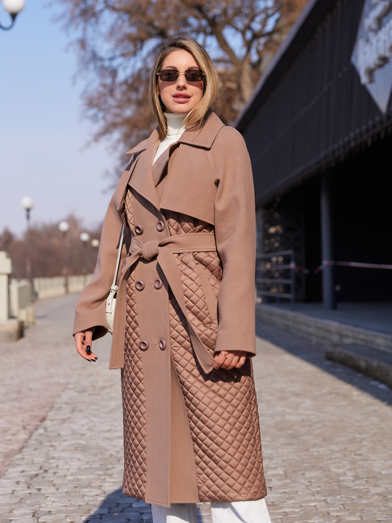 Пальто с утеплителем MilaNova модель Пальто ПВ - 305 тауп Фото