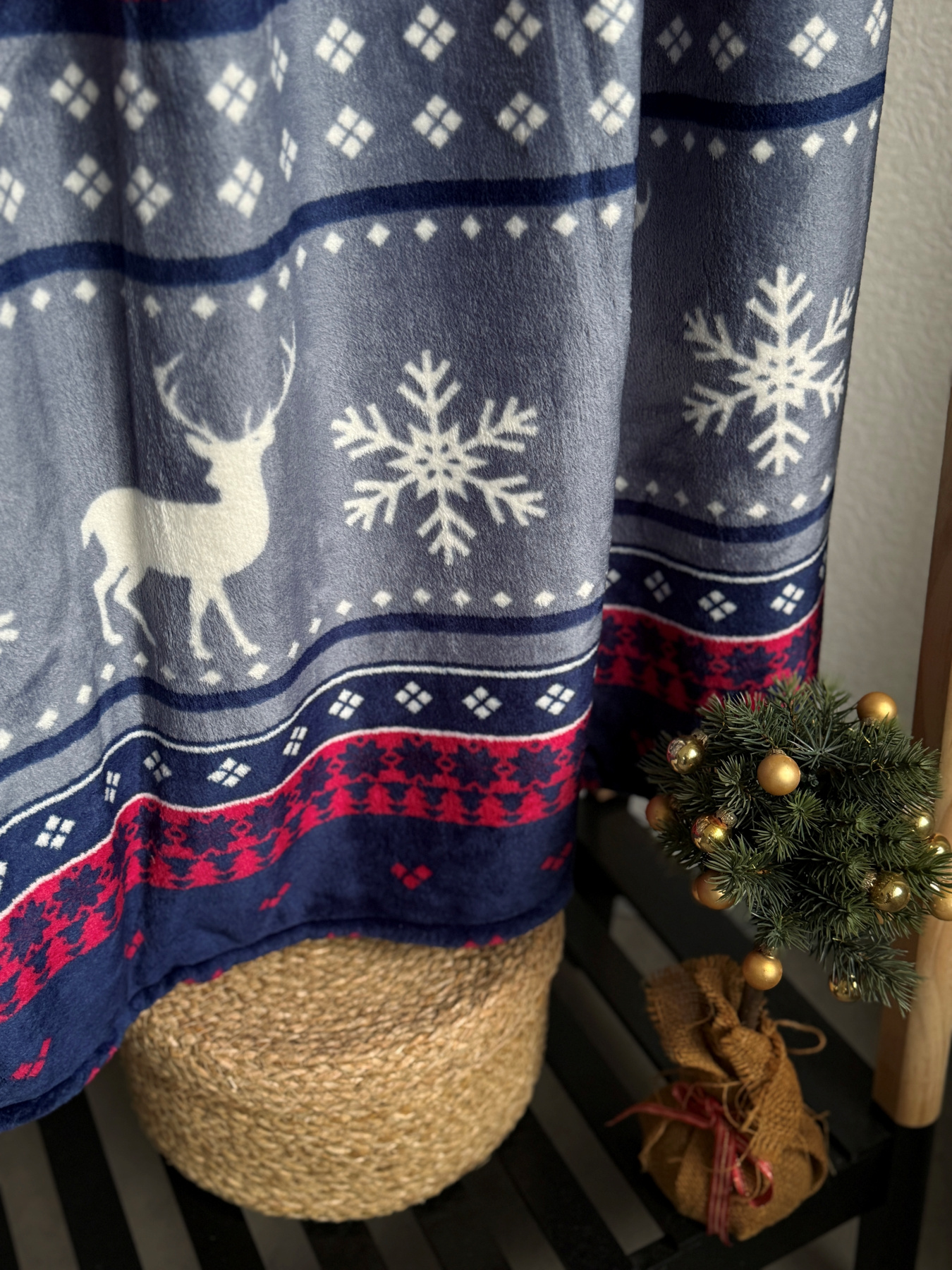 Покрывало Well Soft новогоднее с Оленями Ecotton модель 23221 Фото