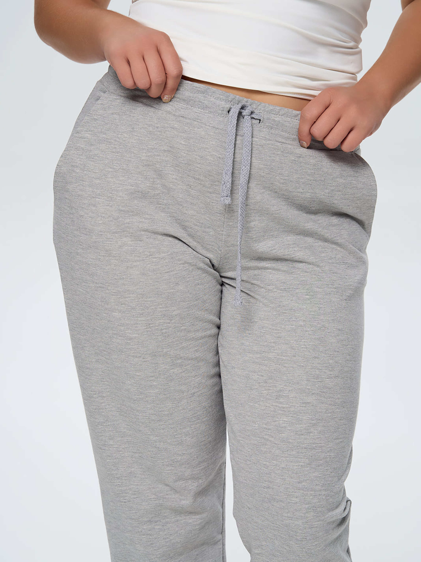 Брюки повседневные Роза модель 220505_grey Фото