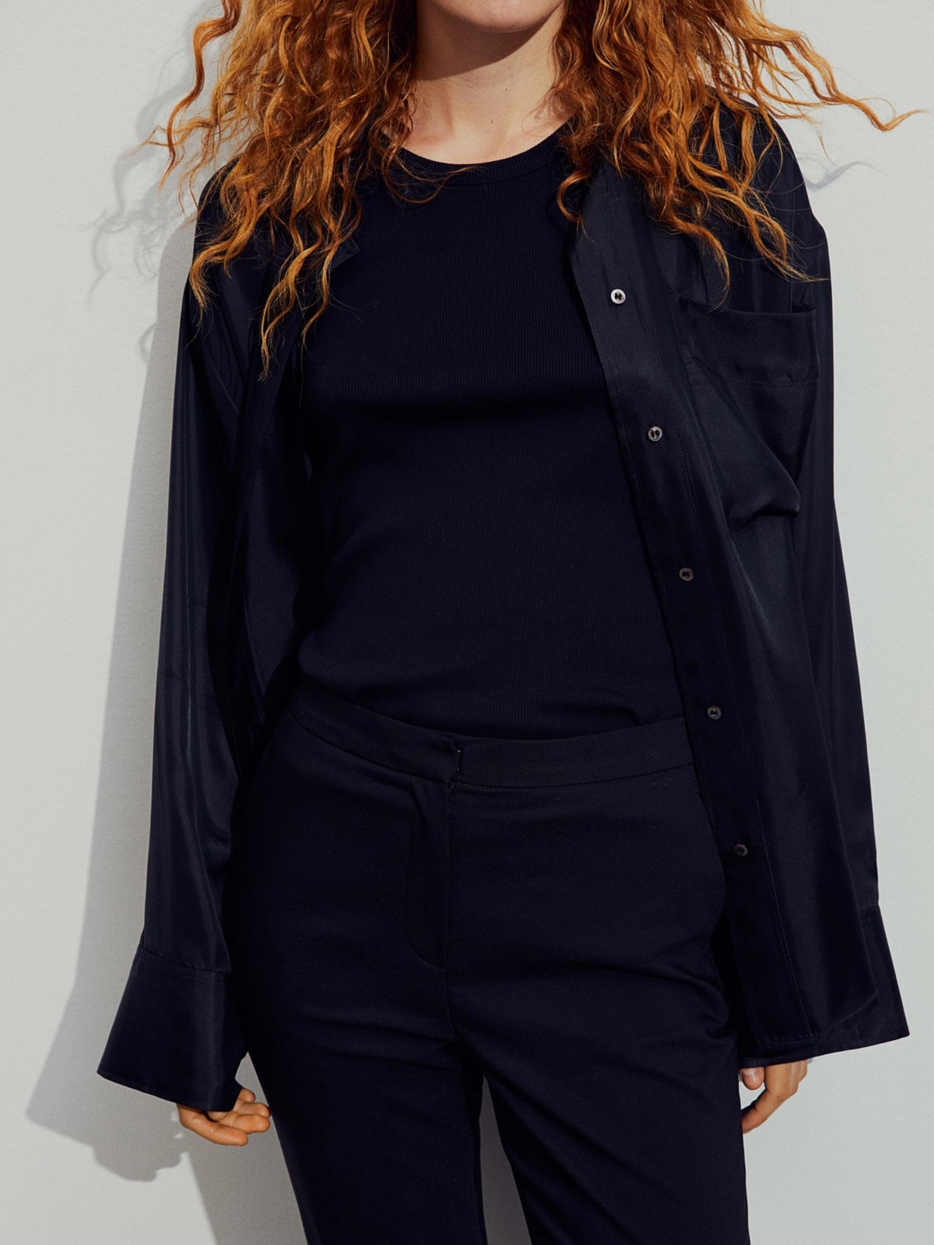 Классические штаны H&M модель 5688089ral_Черный Классические штаны H&M модель 5688089ral_Черный Фото