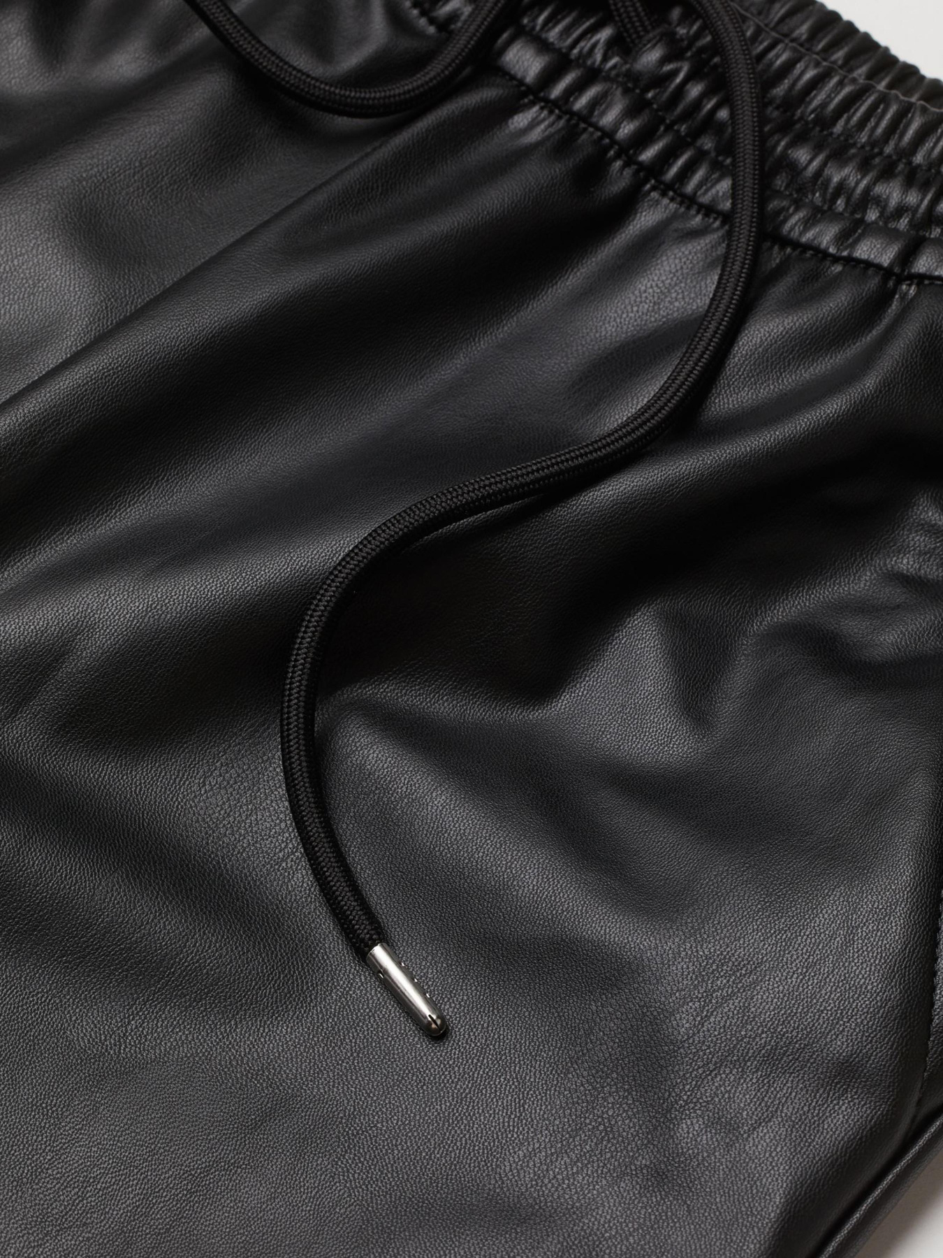 Джоггеры H&M модель 9046252ral_Черный Фото