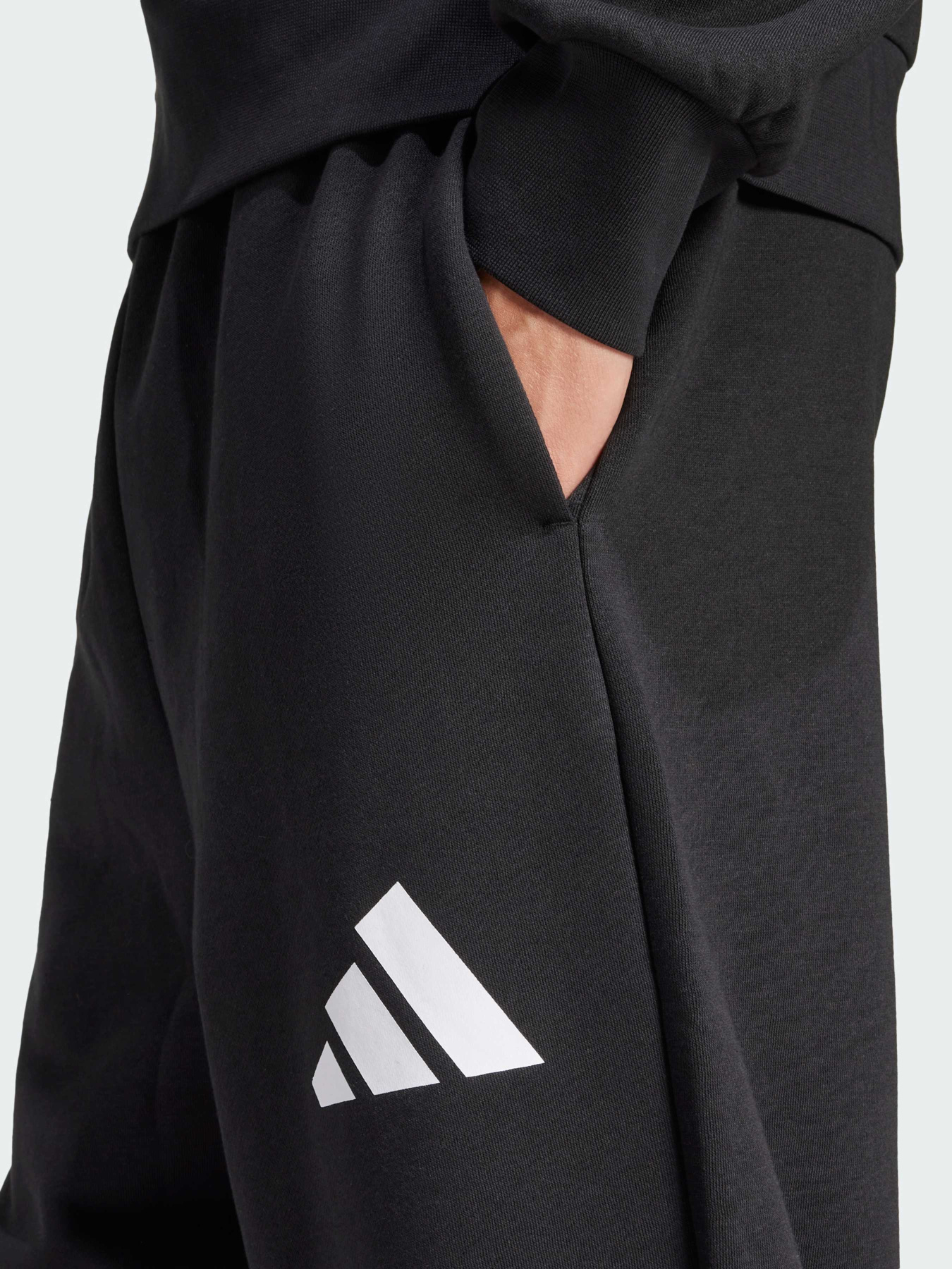 Брюки повседневные Adidas модель JF3567 Фото